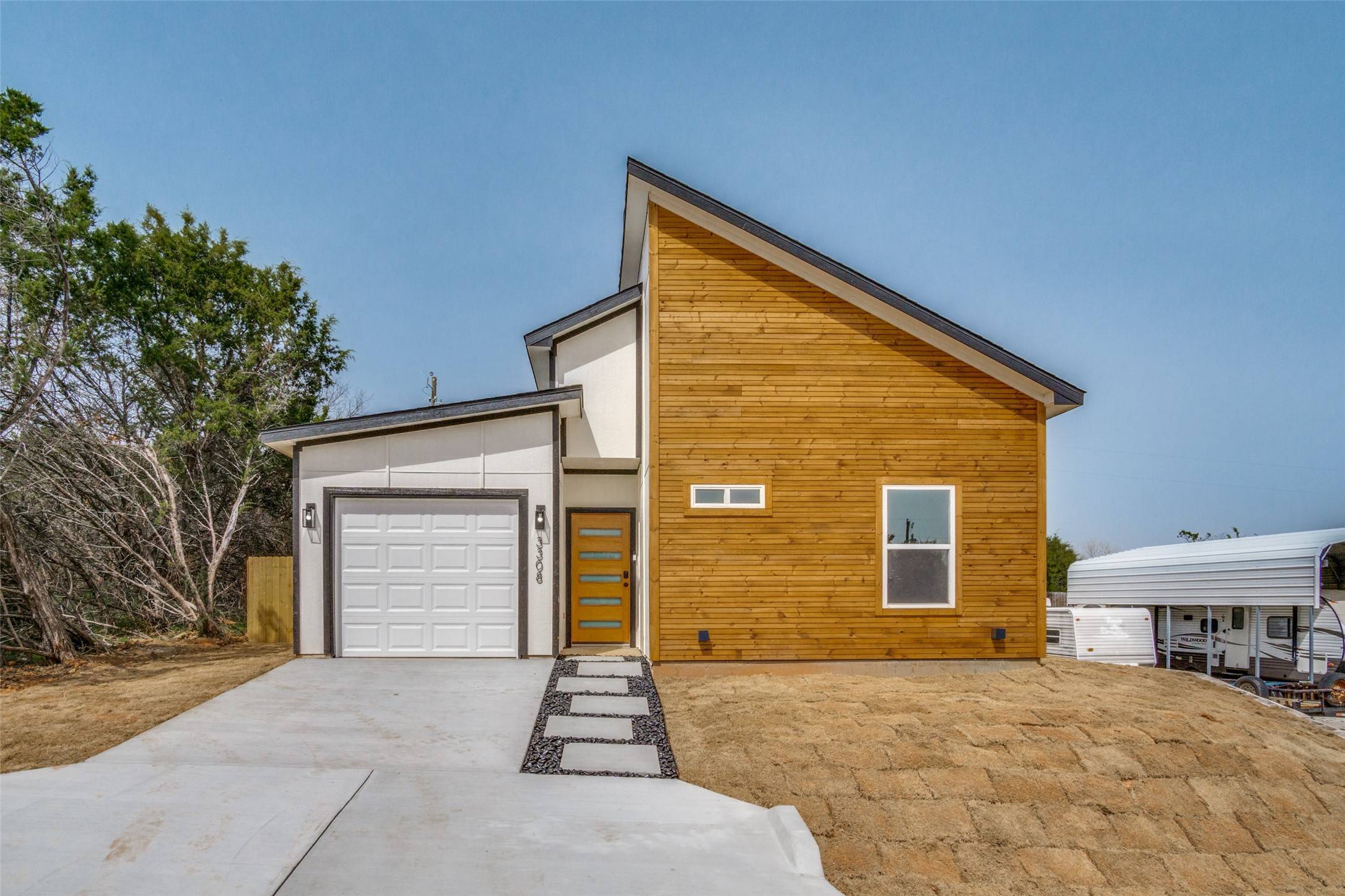 Granbury, TX 76048,3308 Brazos River DR