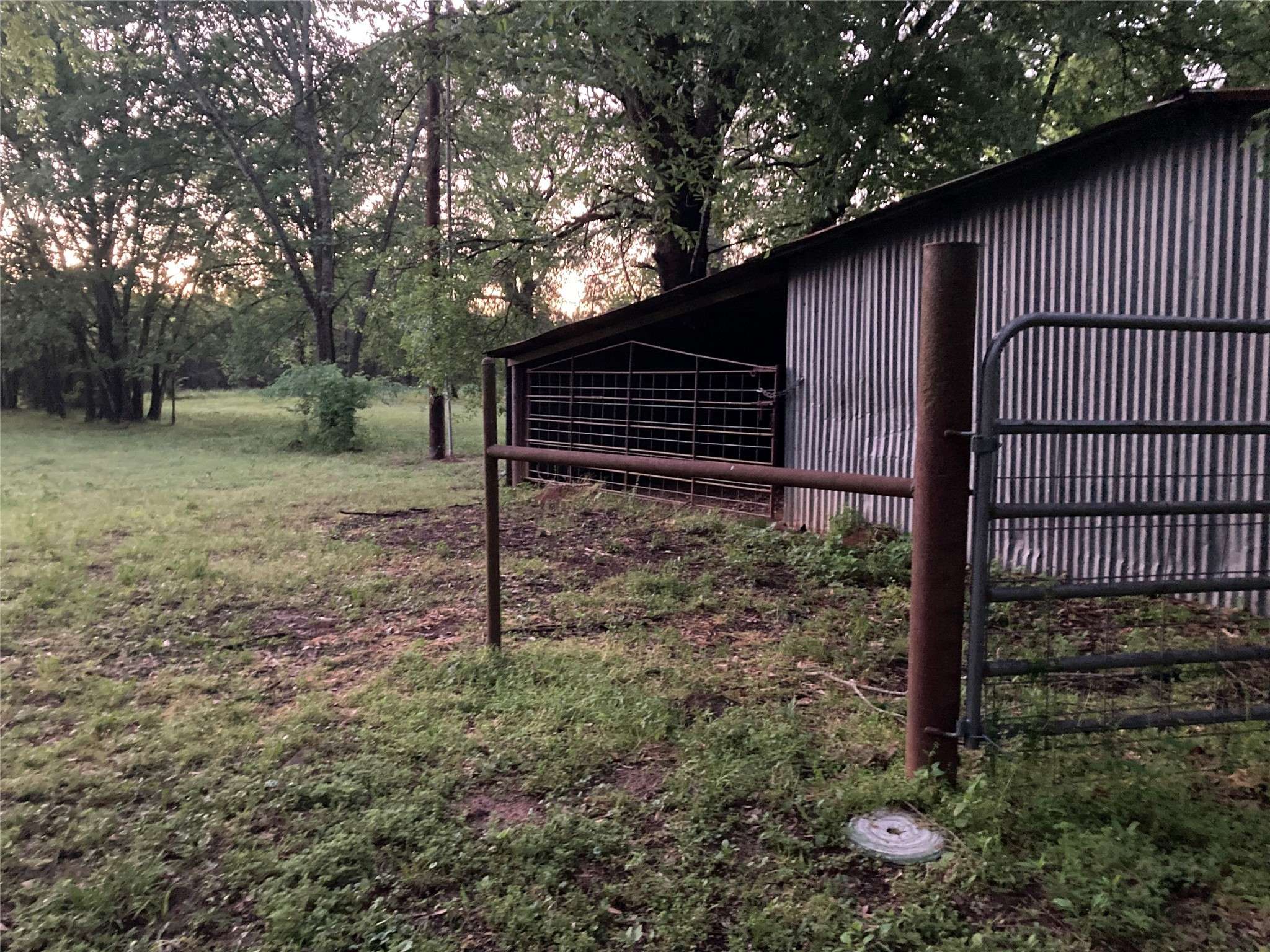 Mount Pleasant, TX 75455,431 County Road 2715