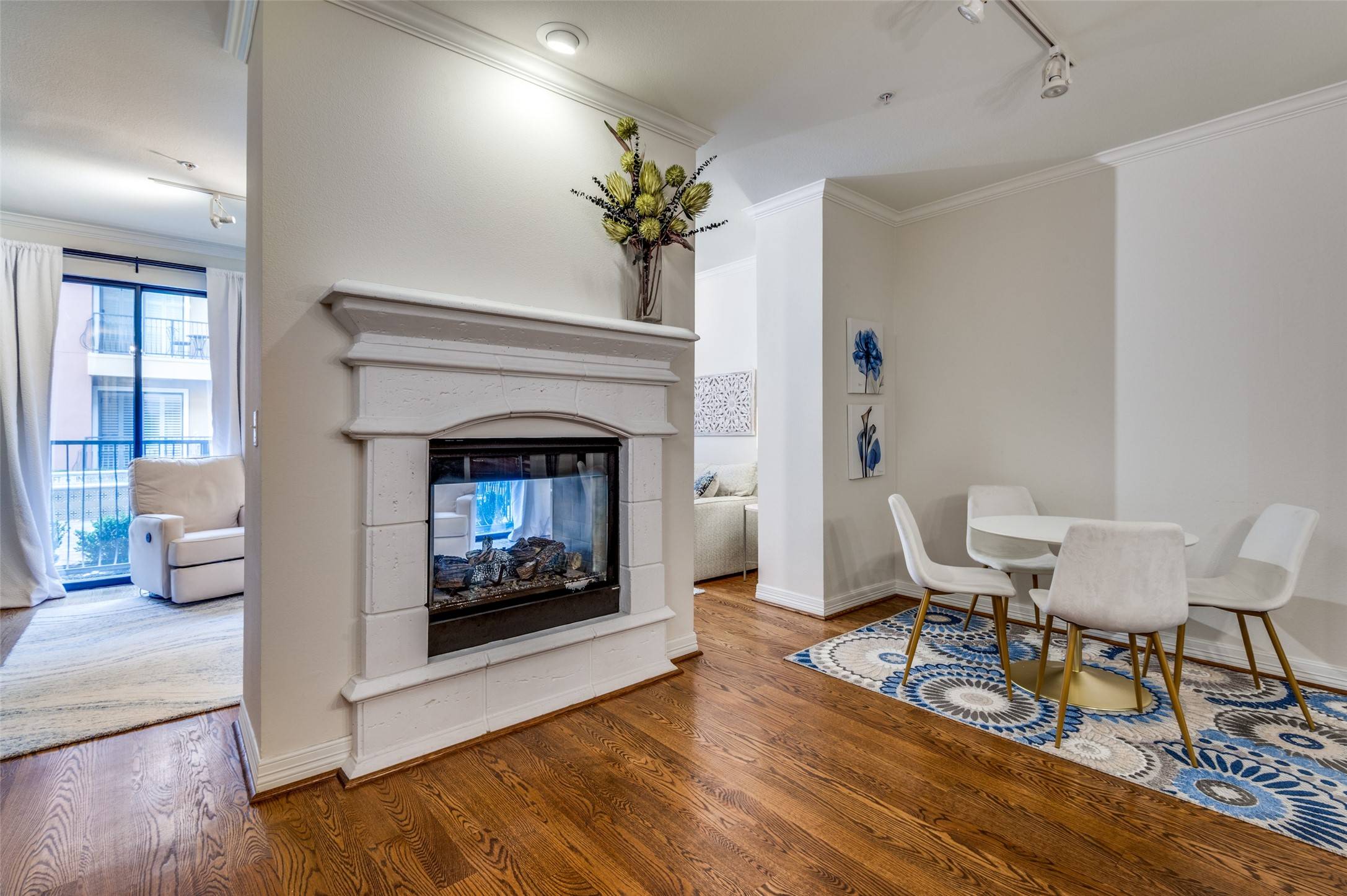 Dallas, TX 75225,8616 Turtle Creek BLVD #206