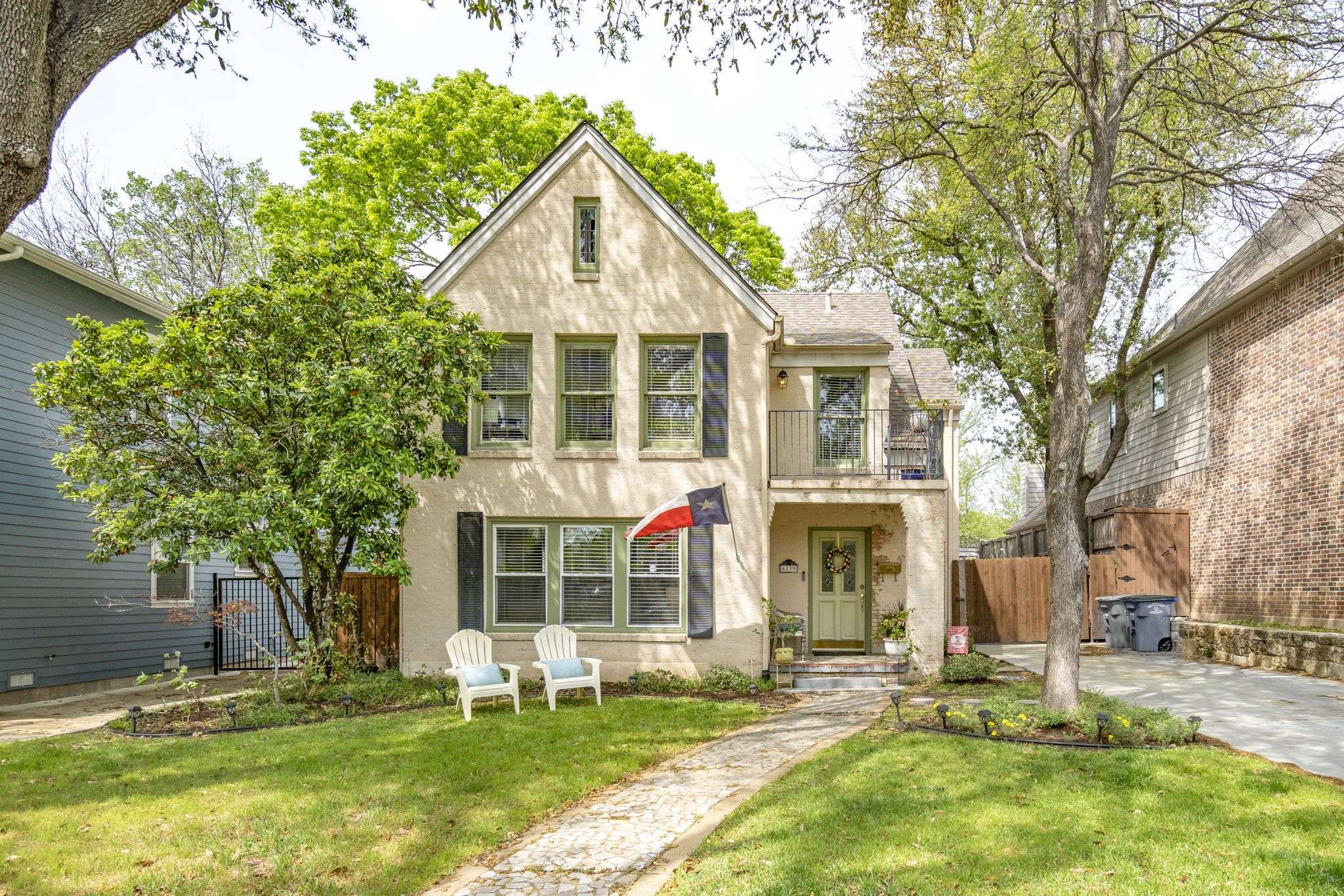 Dallas, TX 75214,6139 Lakeshore DR