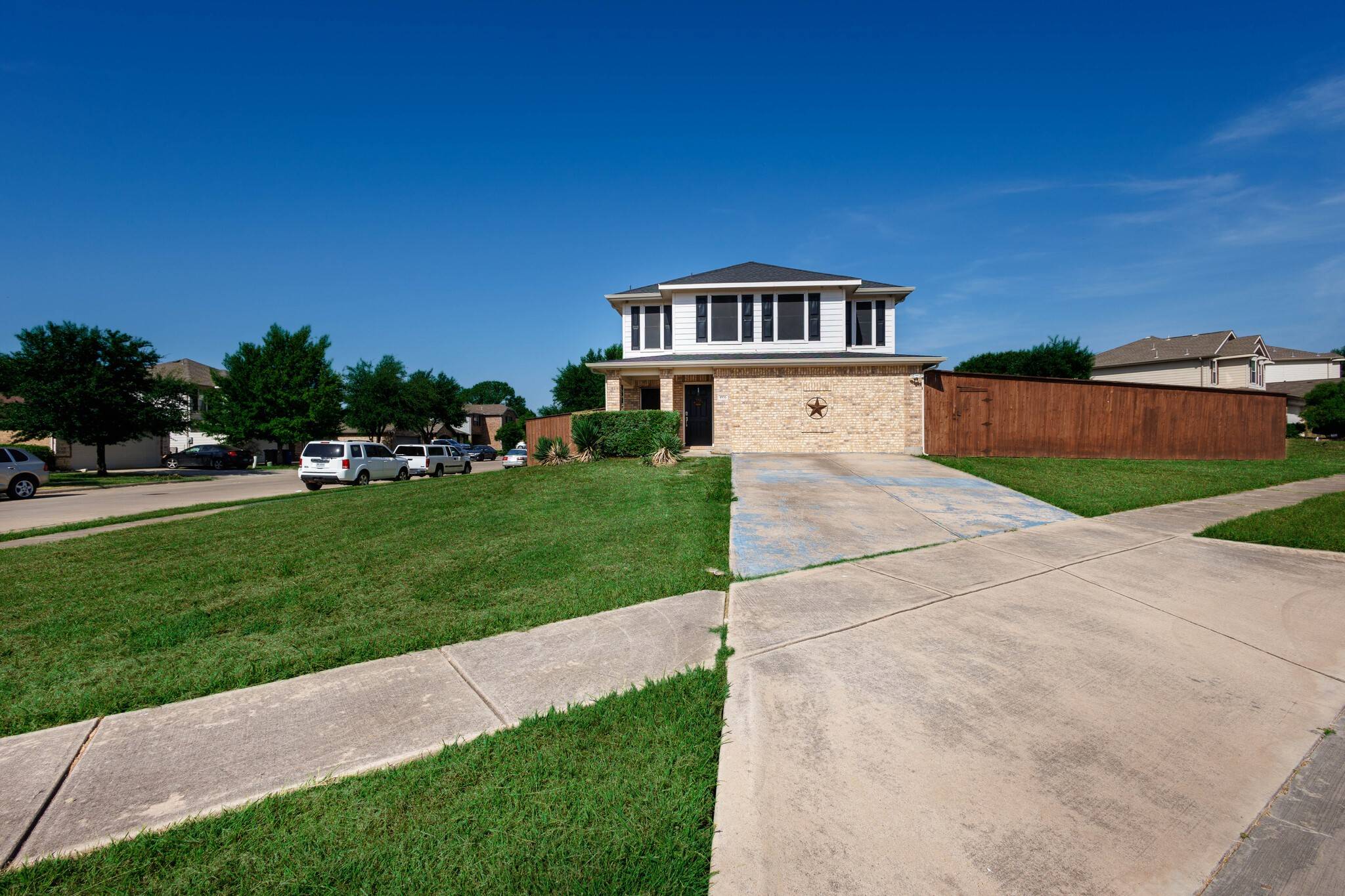 Dallas, TX 75051,1936 Amerigo DR