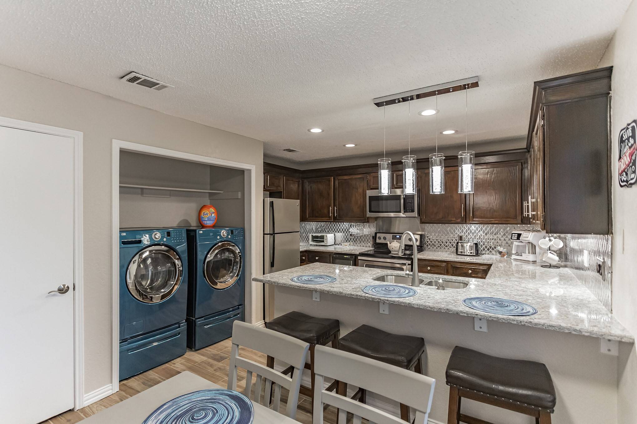 Dallas, TX 75227,10203 Ridge Oak ST