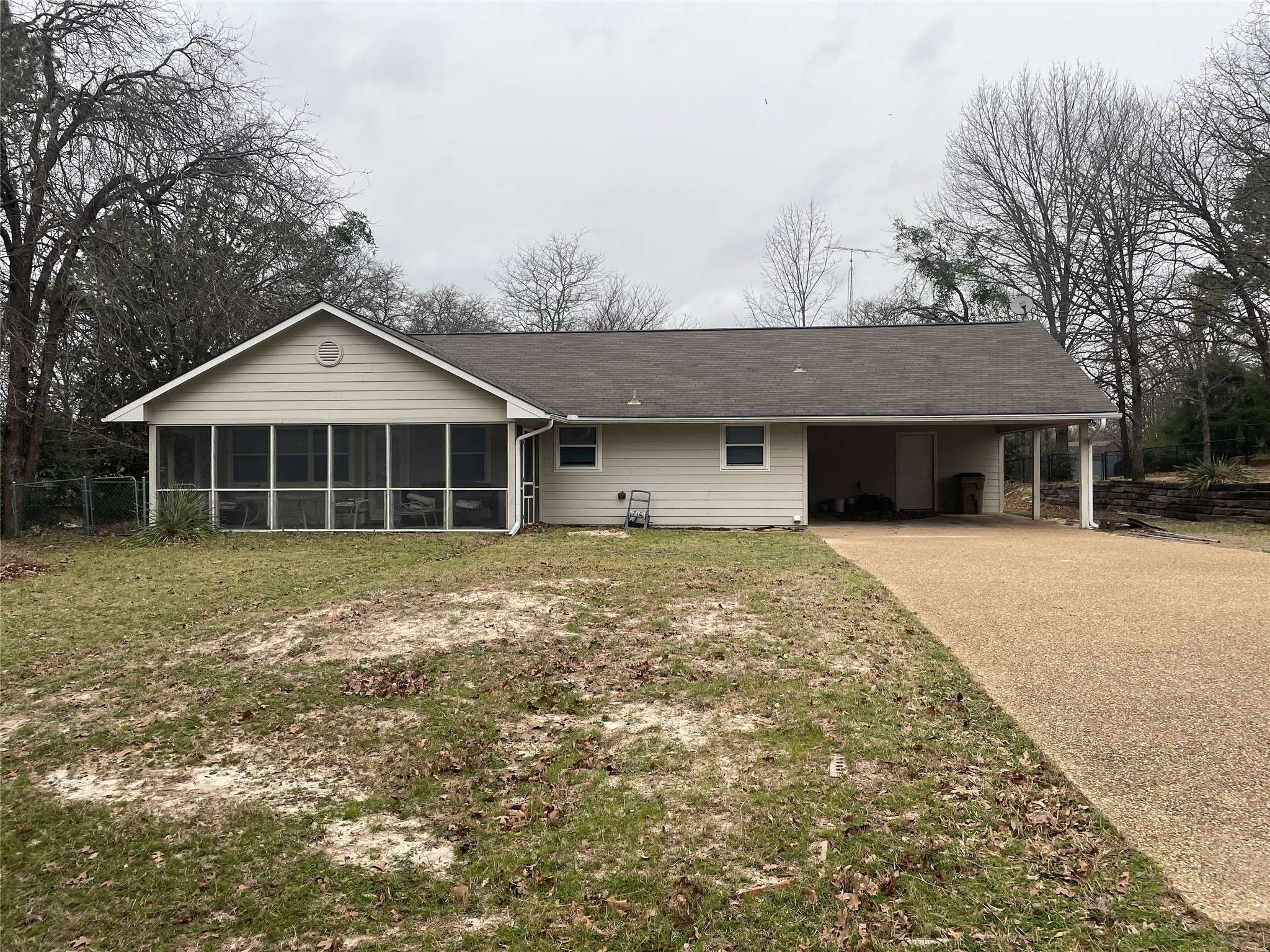 Holly Lake Ranch, TX 75765,229 Sonora LN