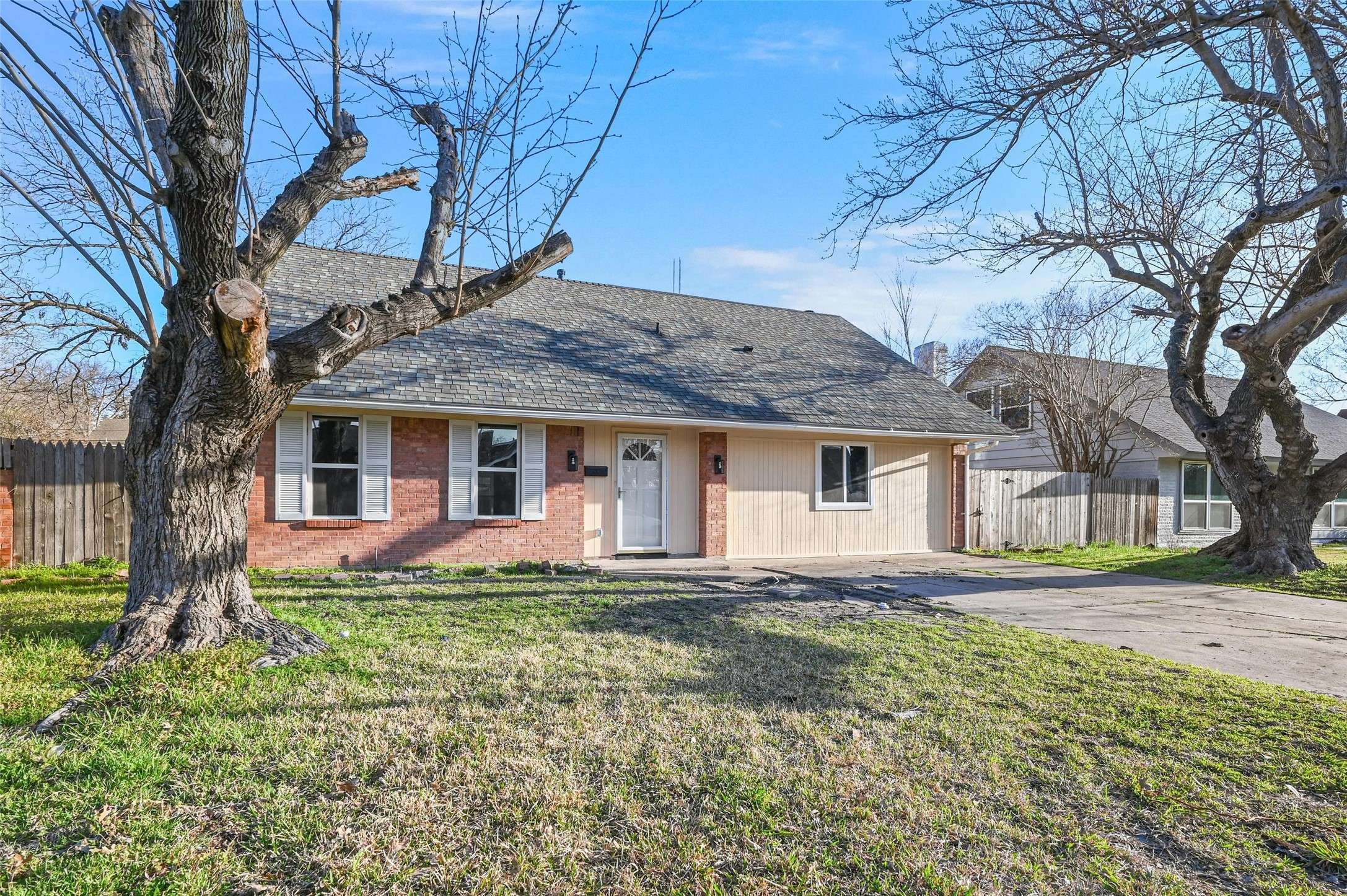 Irving, TX 75062,3544 Colgate LN