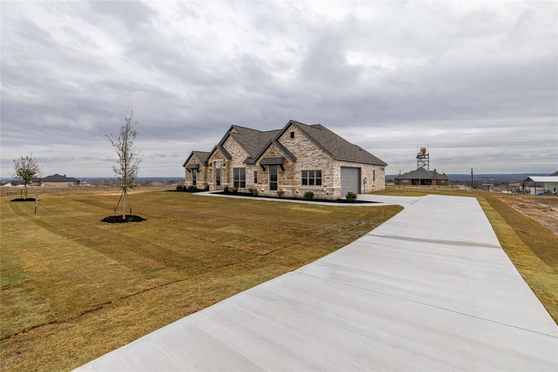 Weatherford, TX 76085,209 Oak Meadow LN