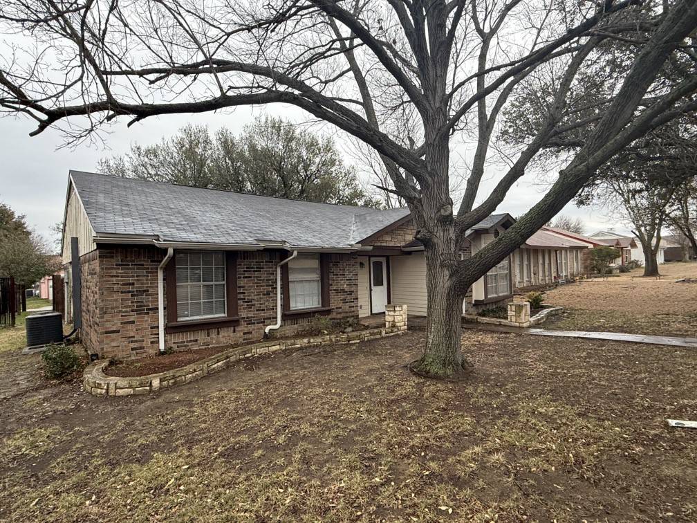 Garland, TX 75041,2414 High Star DR