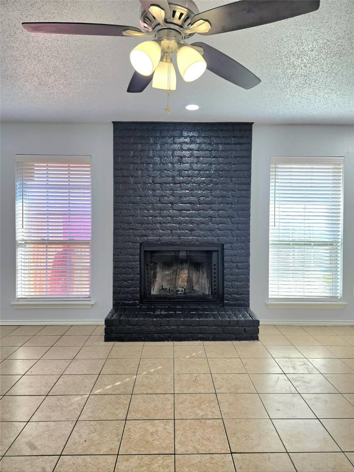 Arlington, TX 76010,301 Sherry ST #B