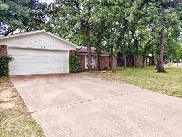 Azle, TX 76020,829 Lake Crest Pkwy