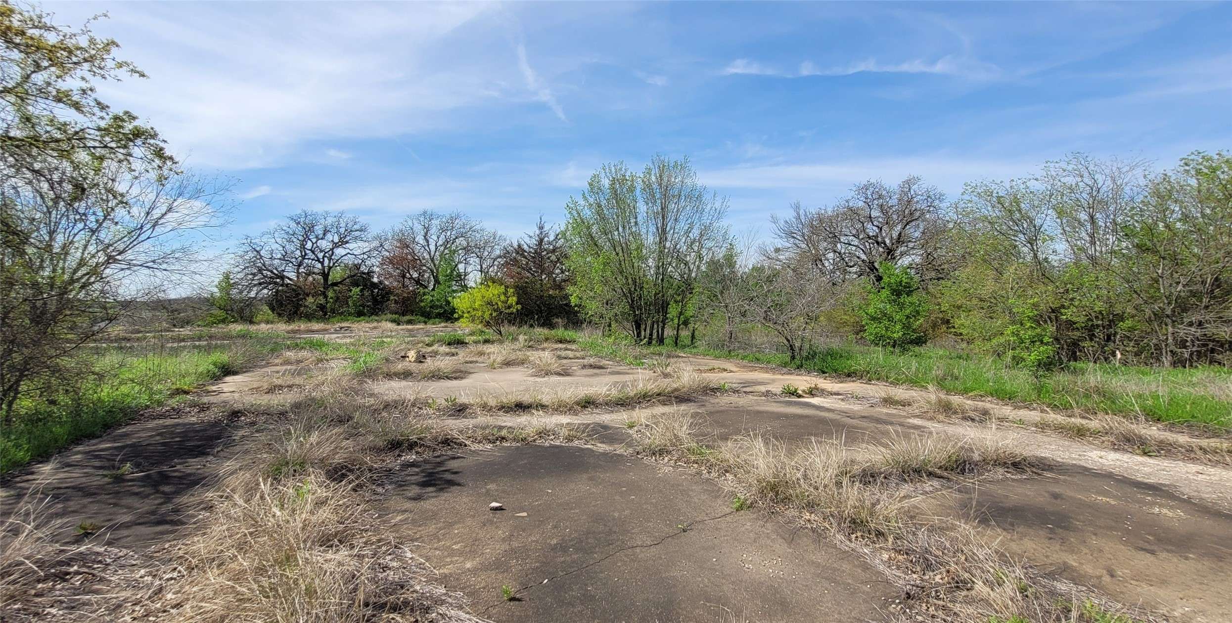 Joshua, TX 76058,397 Clubhouse DR