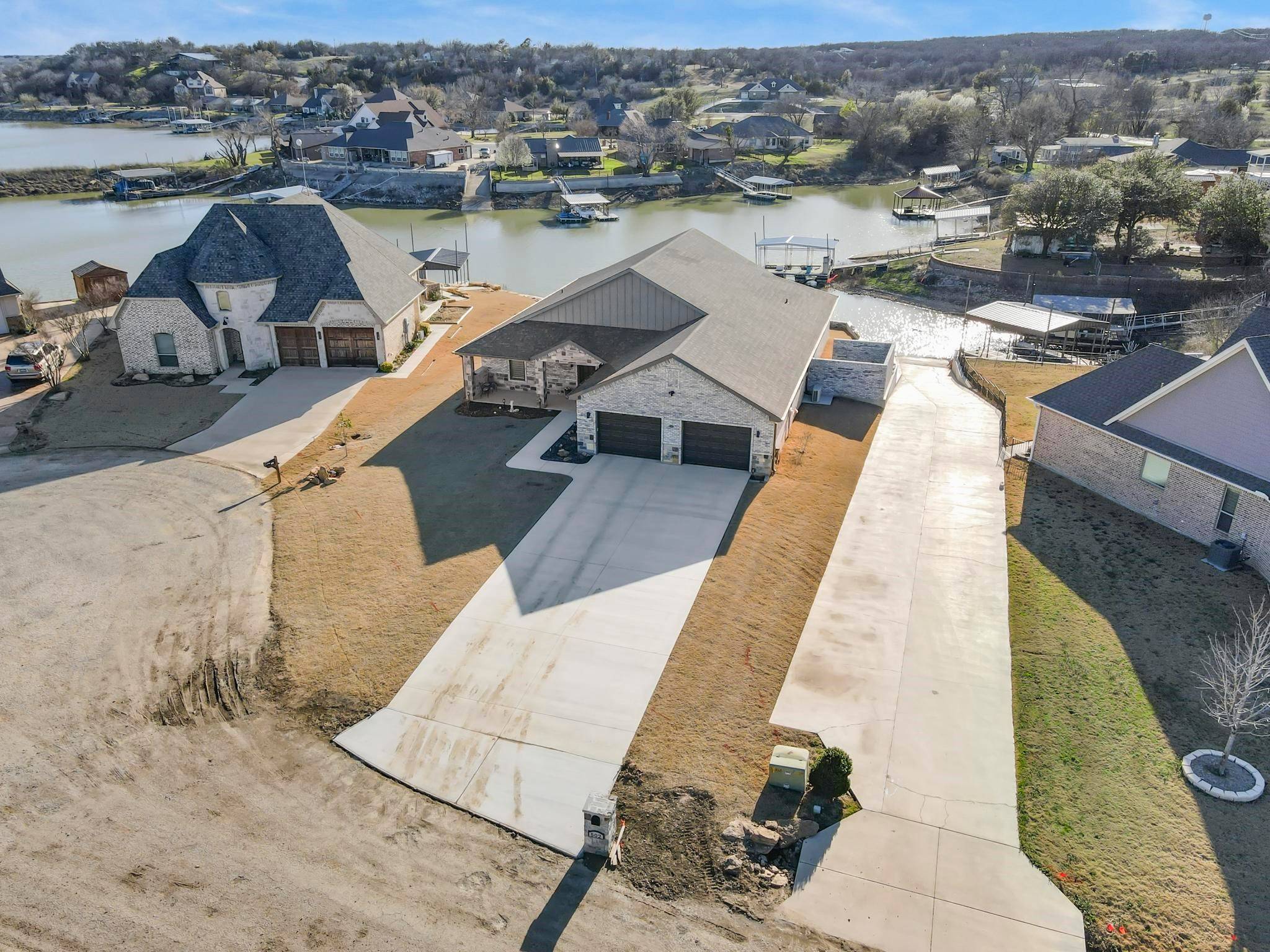 Runaway Bay, TX 76426,502 S Bay CT