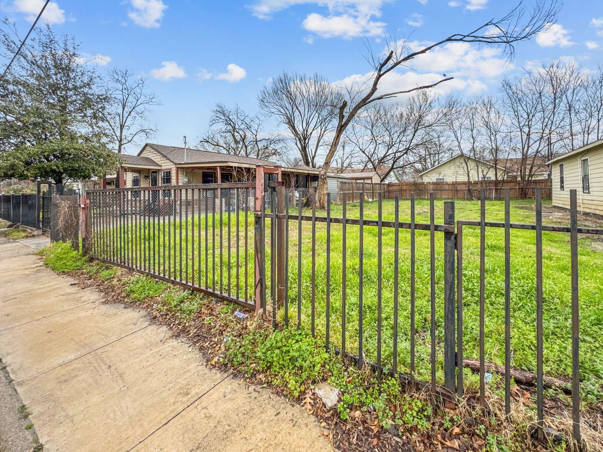 Dallas, TX 75212,3514 Ladd ST