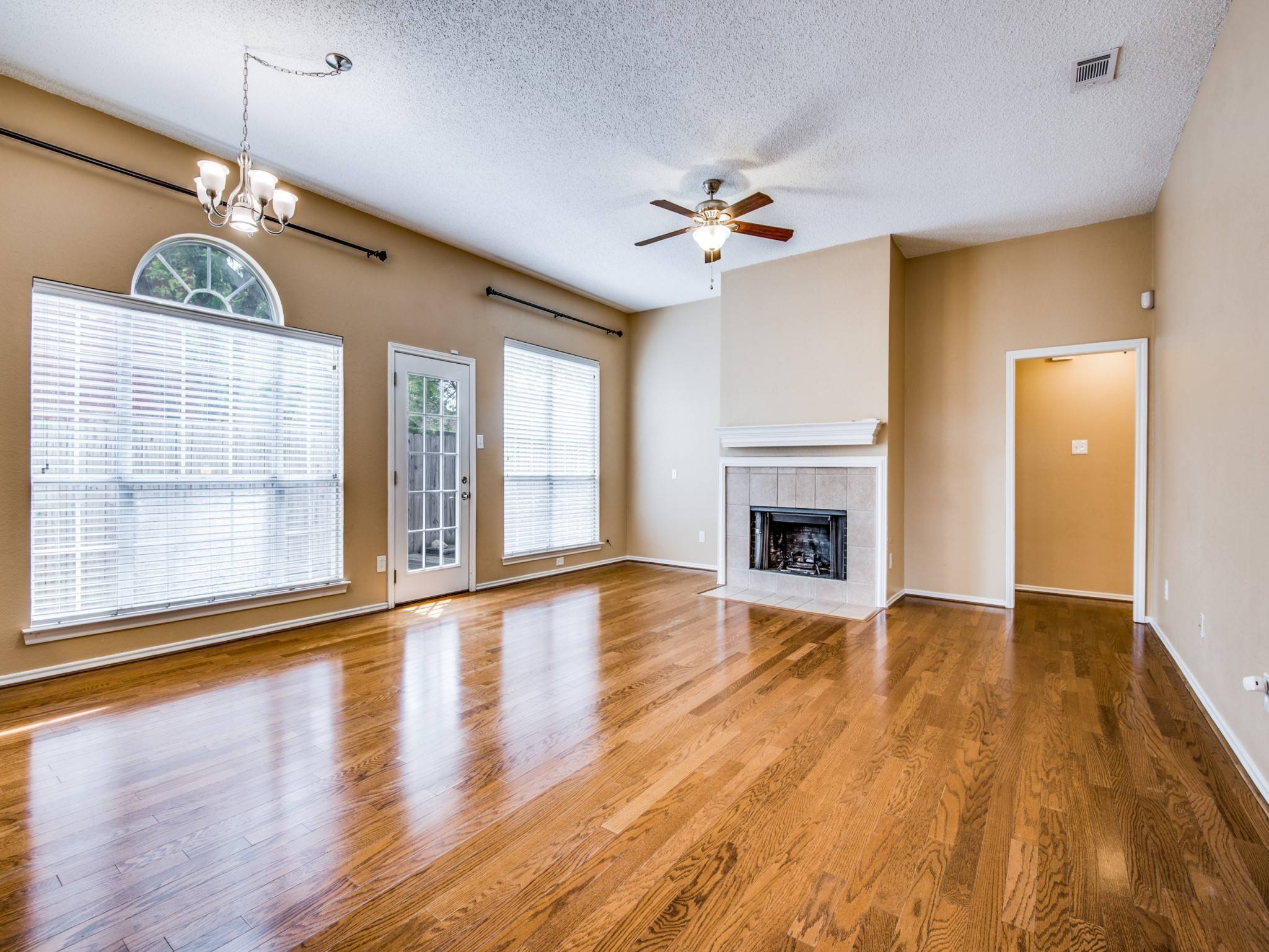 Grapevine, TX 76051,1560 Dublin CIR