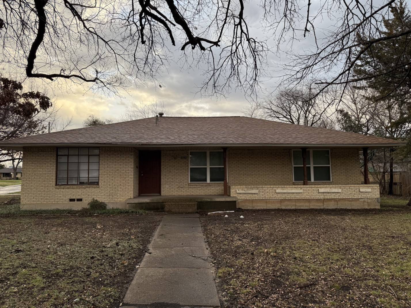 Dallas, TX 75216,2806 E Atoll DR