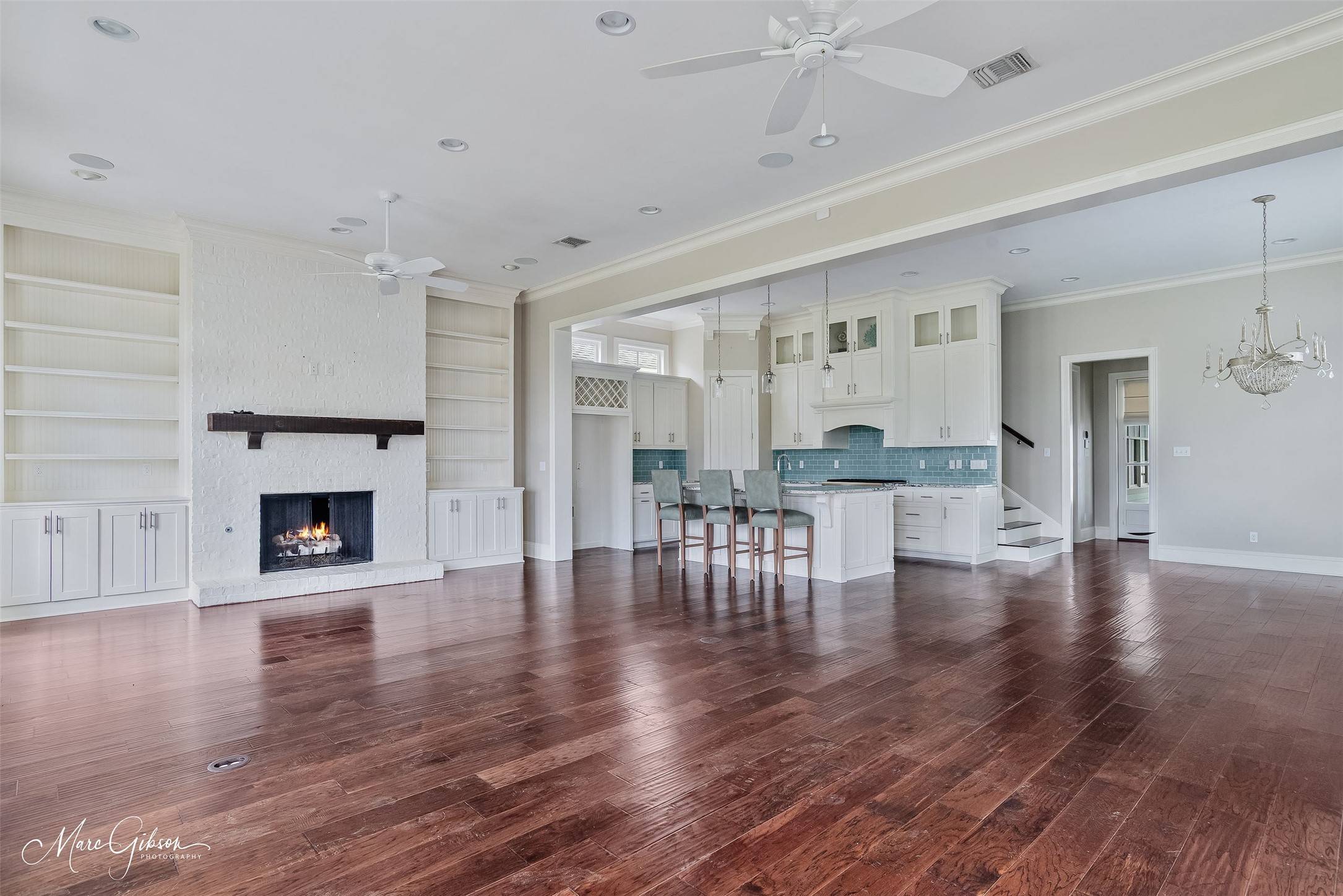 Shreveport, LA 71106,228 Hollybrook DR