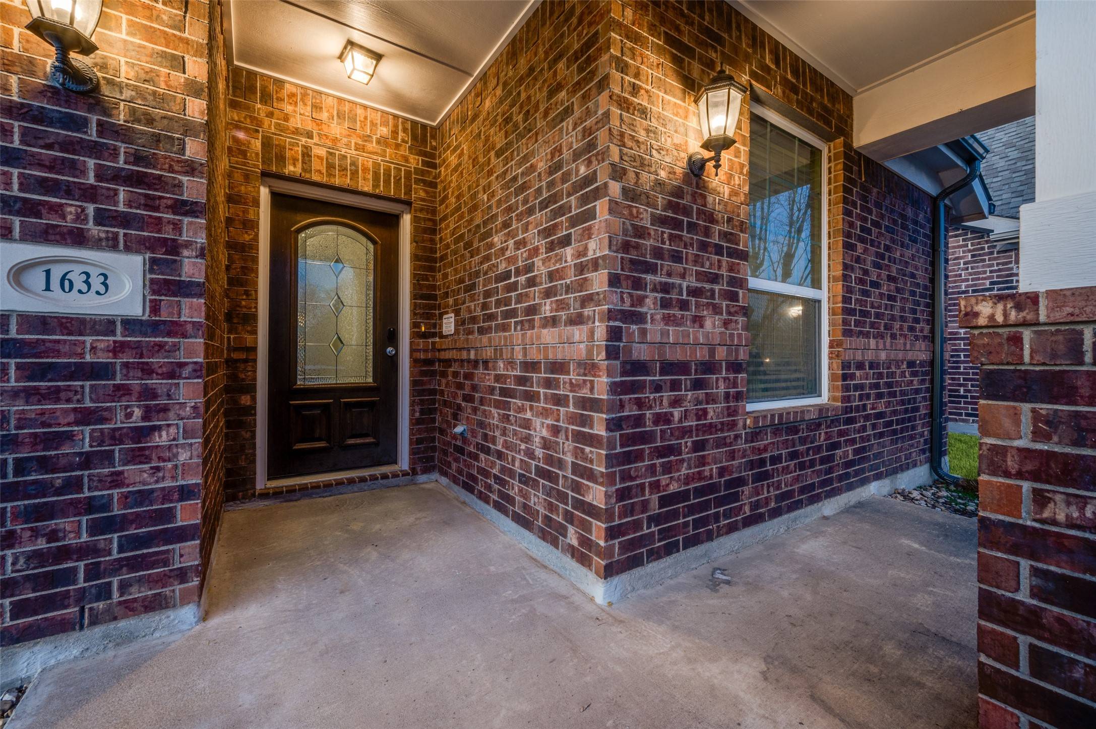 Aubrey, TX 76227,1633 Ridge Creek LN