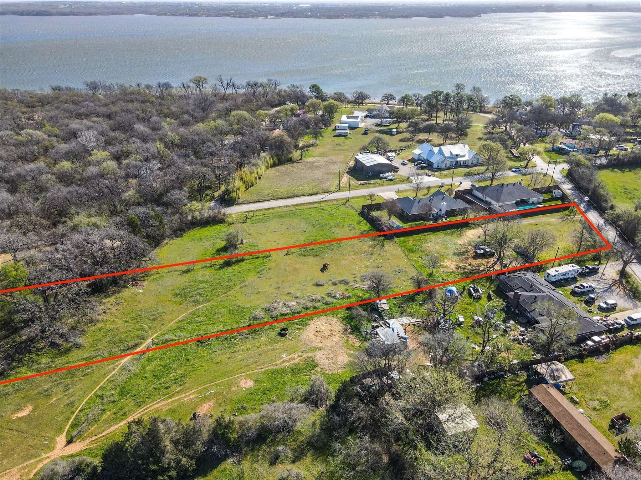 Shady Shores, TX 76208,202 Smokey LN
