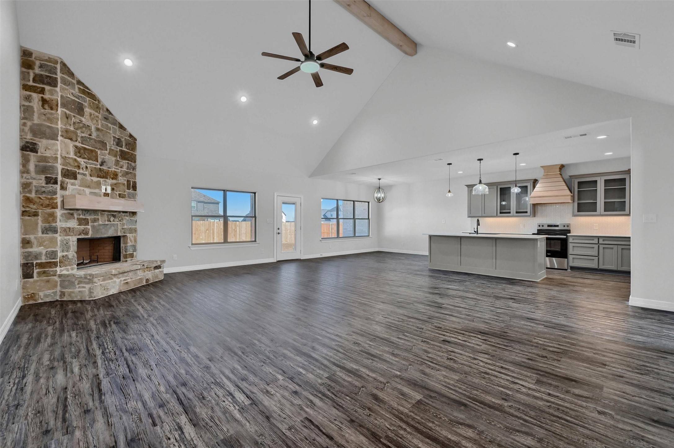 Collinsville, TX 76233,901 Shirley Jean LN