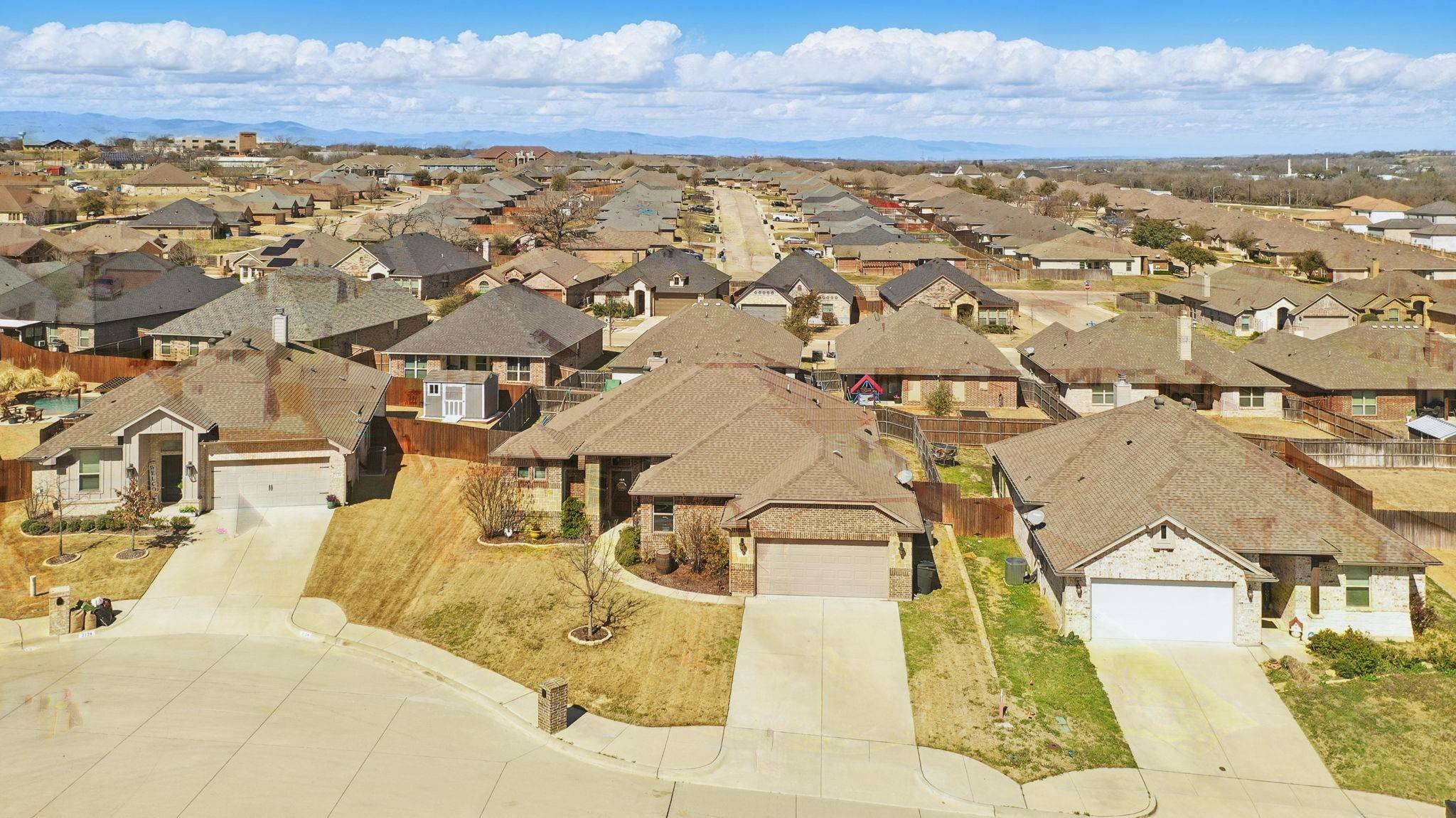Weatherford, TX 76086,2120 Hill Crest CT