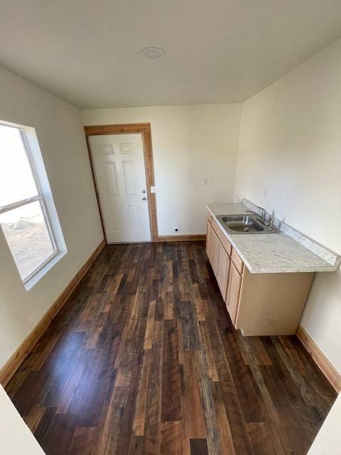 Mineral Wells, TX 76067,406 11th ST
