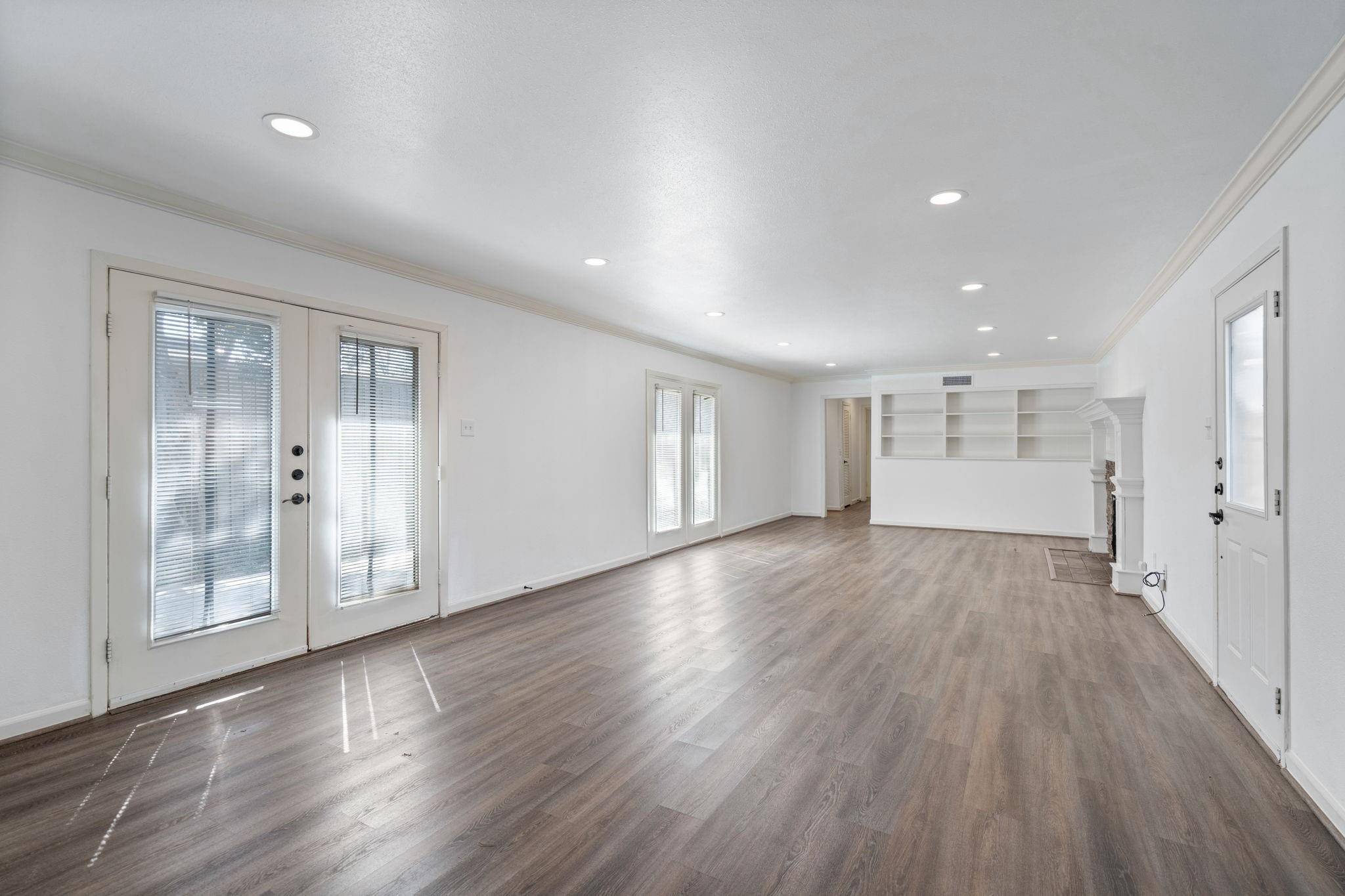 Dallas, TX 75230,11311 Park Central PL