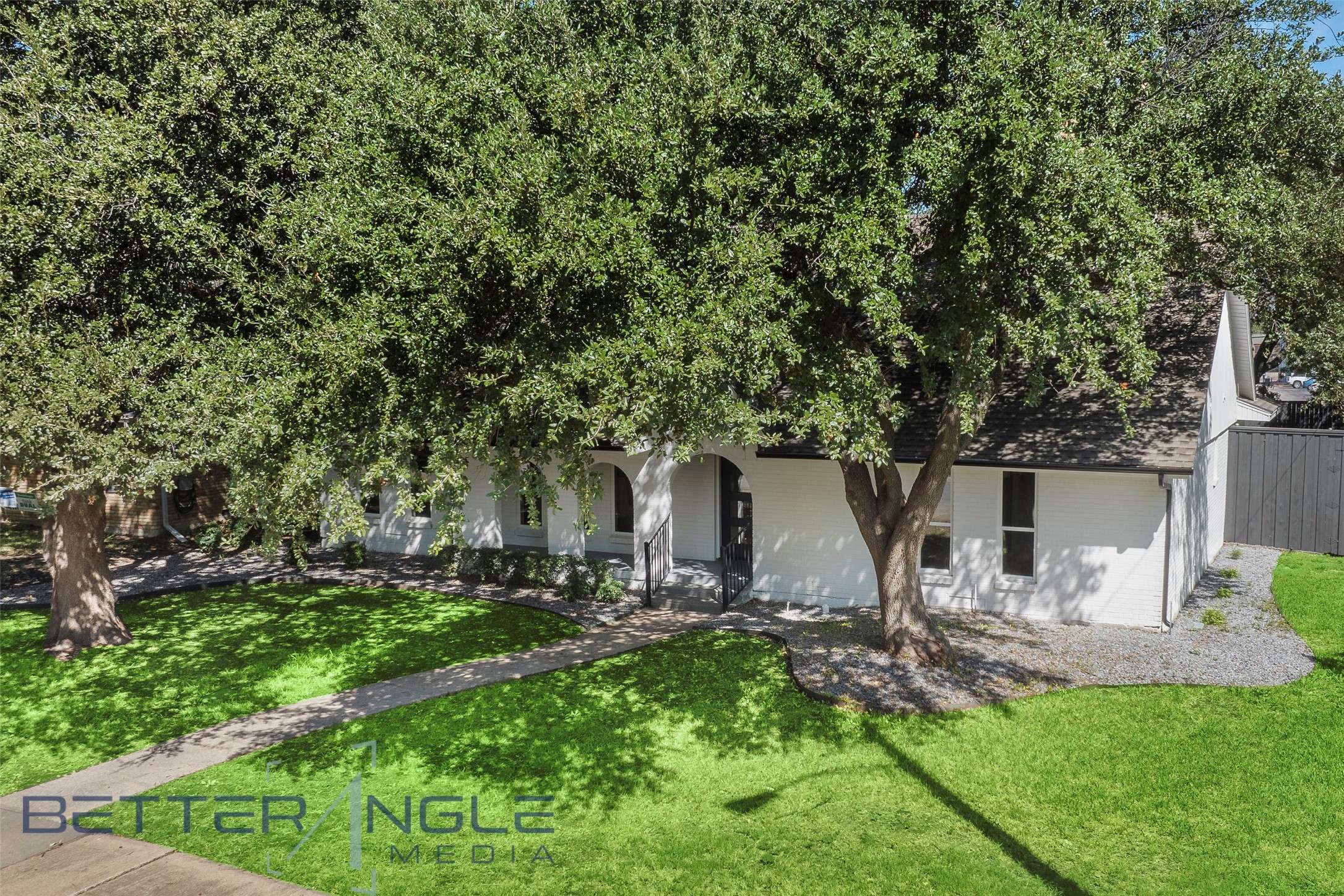 Dallas, TX 75238,11006 Ferndale RD