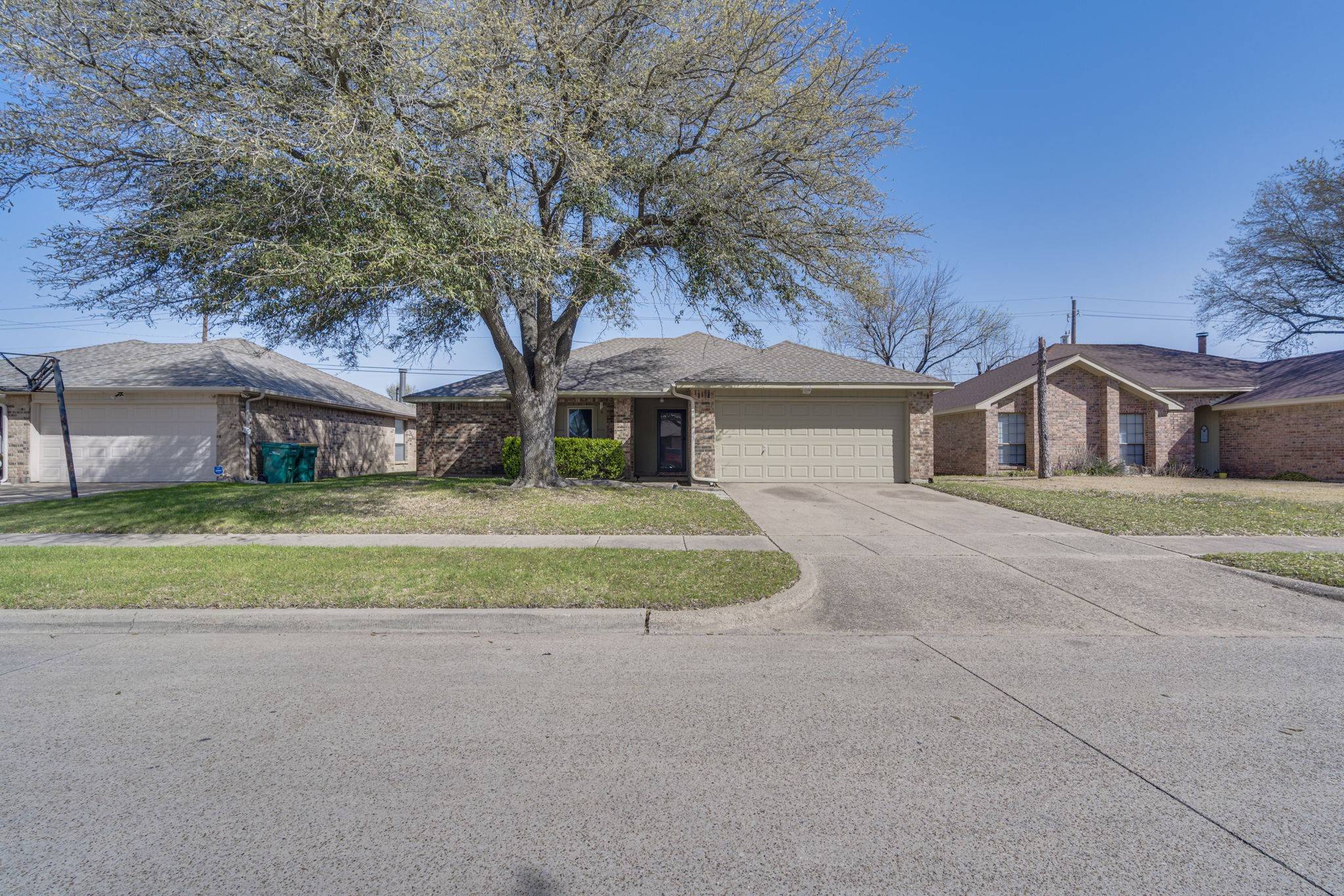 Cedar Hill, TX 75104,804 Simon DR