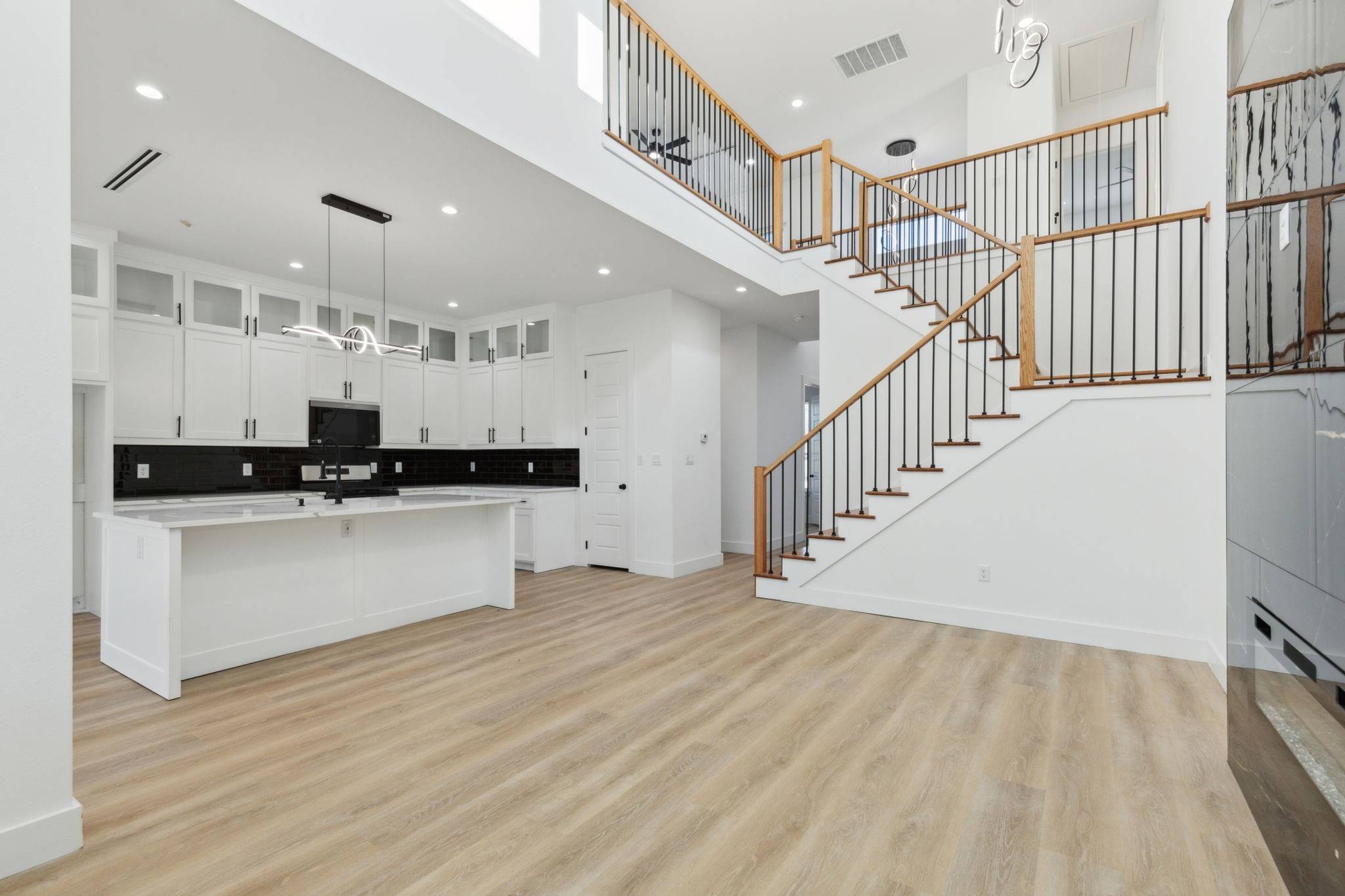 Dallas, TX 75212,3548 Toronto ST