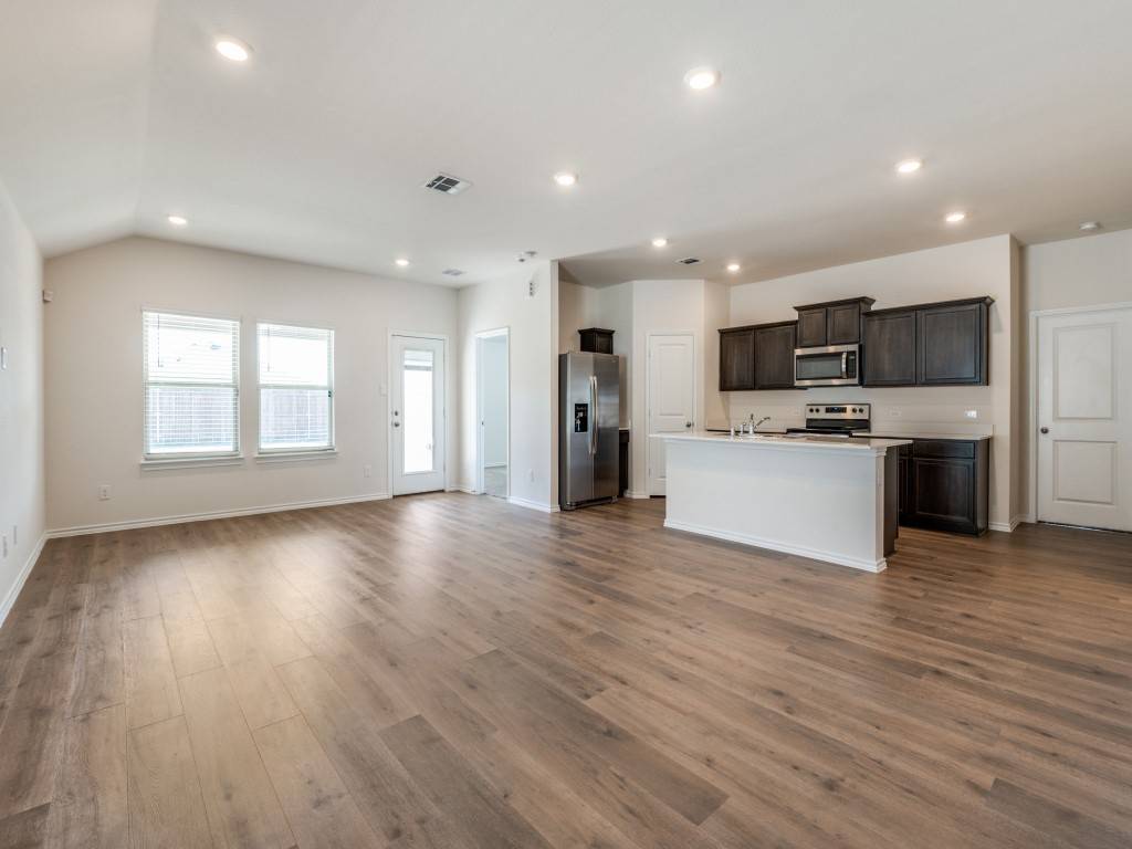 Princeton, TX 75407,6511 Whitecap DR