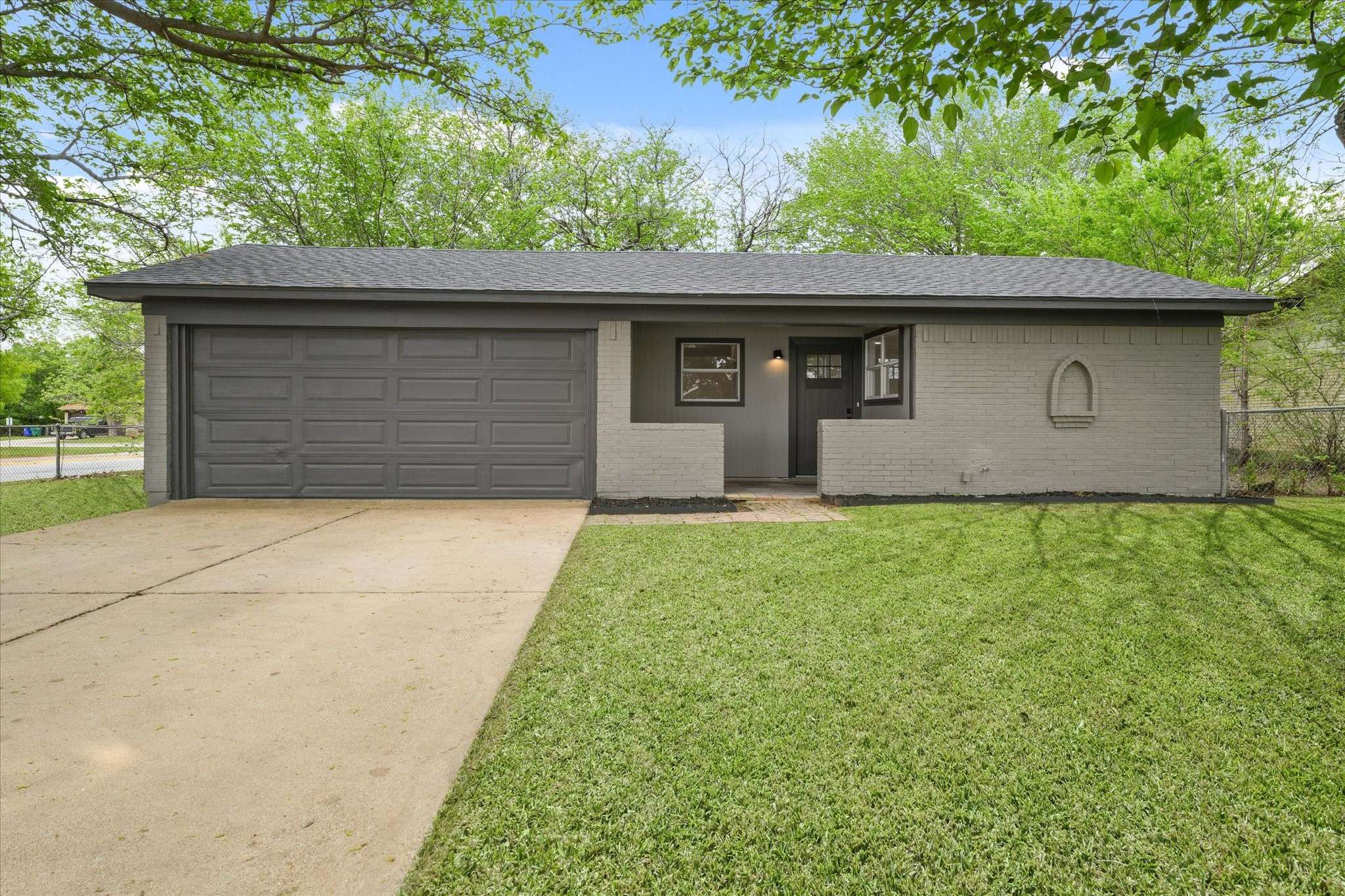 Watauga, TX 76148,5901 Bowling DR