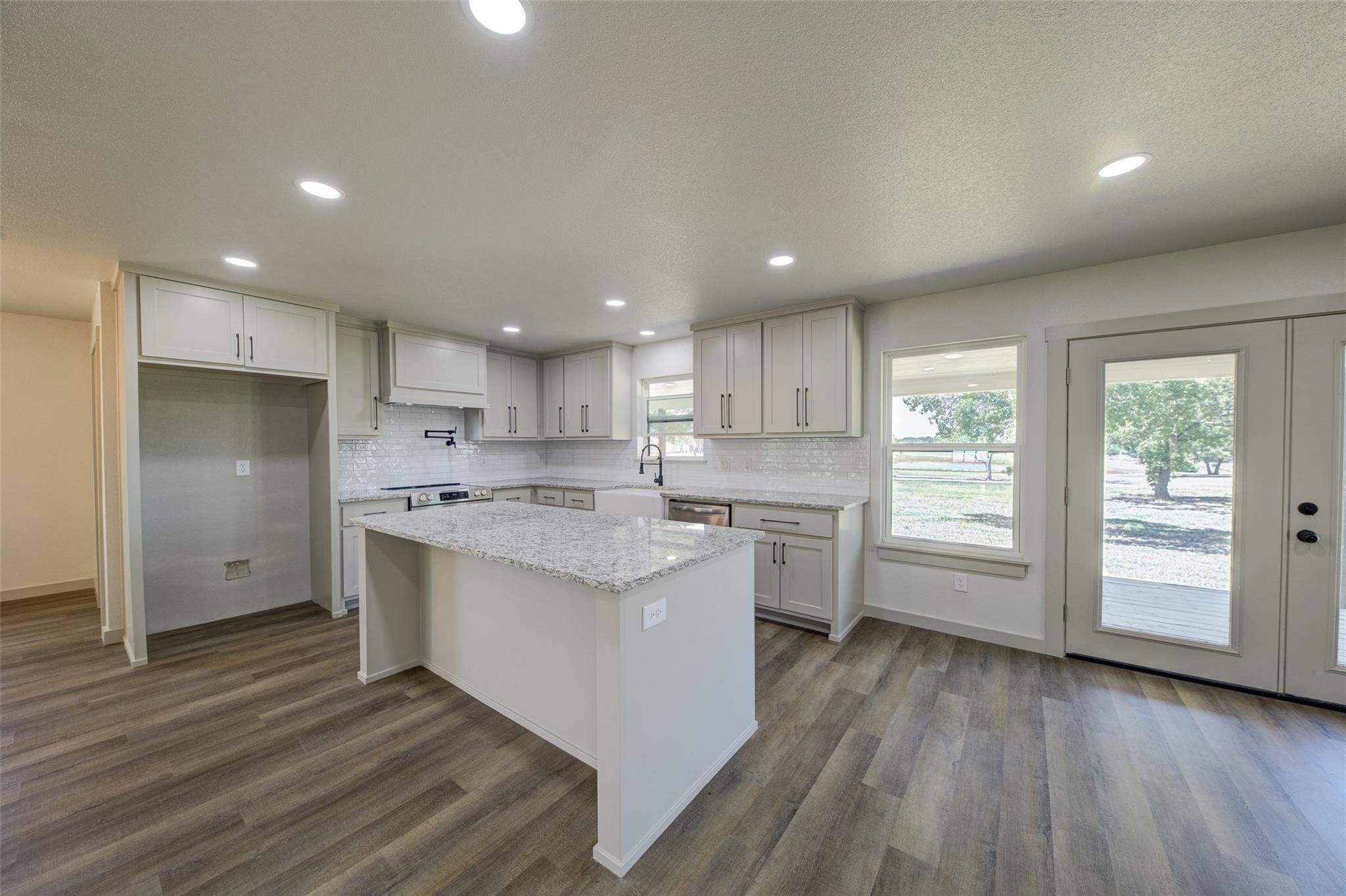 Alvord, TX 76225,114 Robles LN
