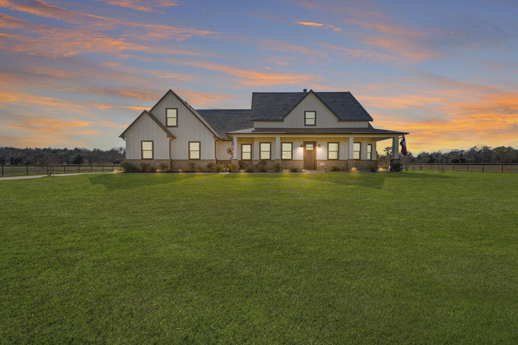 Grandview, TX 76050,10820 FM 916