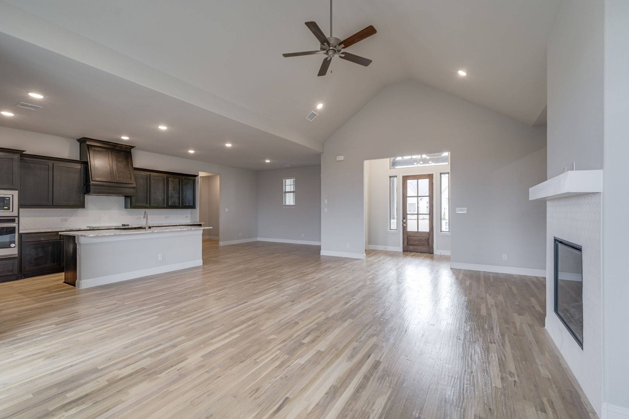 Waxahachie, TX 75165,321 Motega CT