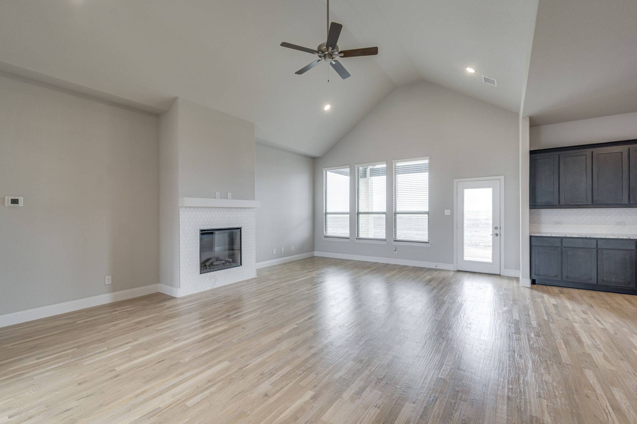 Waxahachie, TX 75165,321 Motega CT