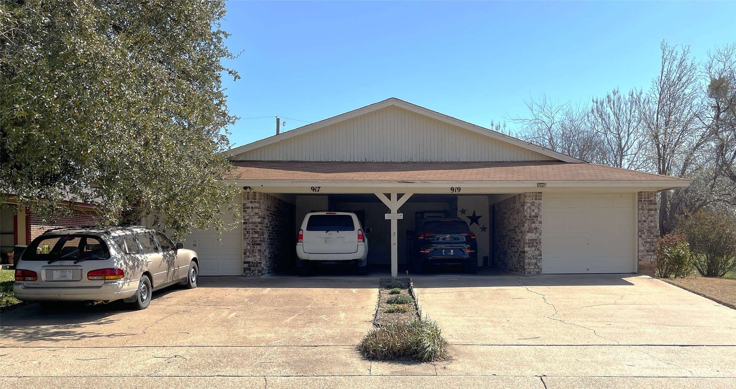 Weatherford, TX 76086,917 Terry TRL