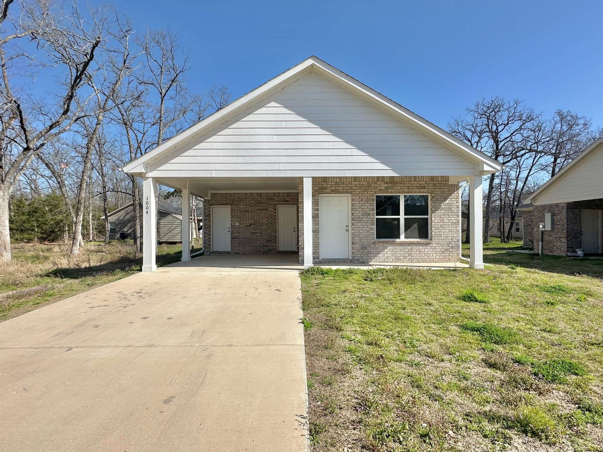 West Tawakoni, TX 75474,1004 Woodland DR