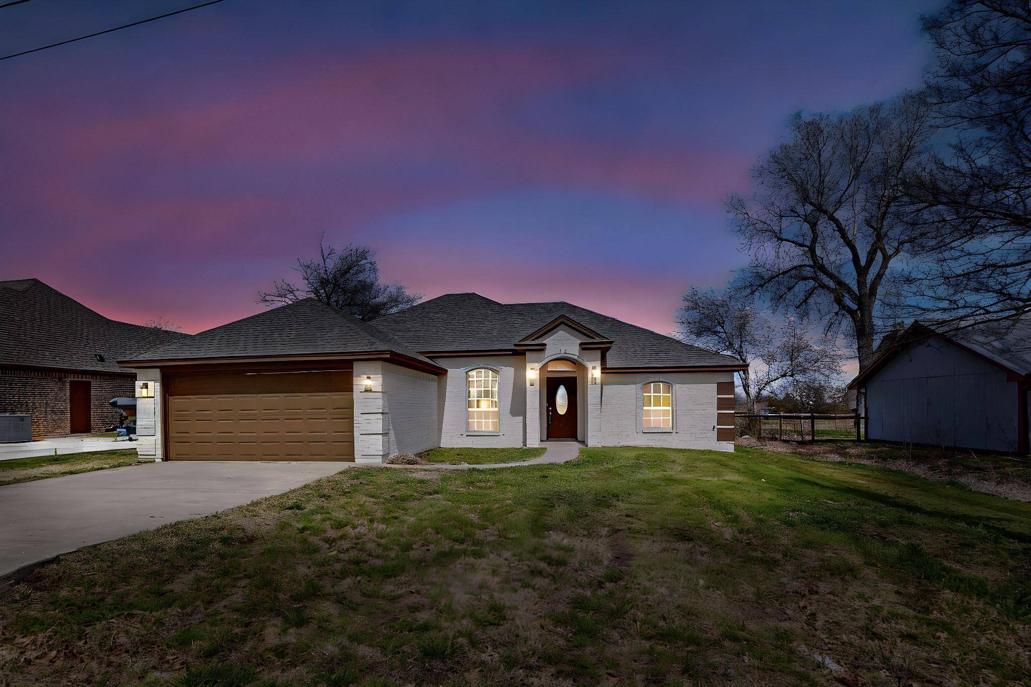 Runaway Bay, TX 76426,226 Lakeview DR
