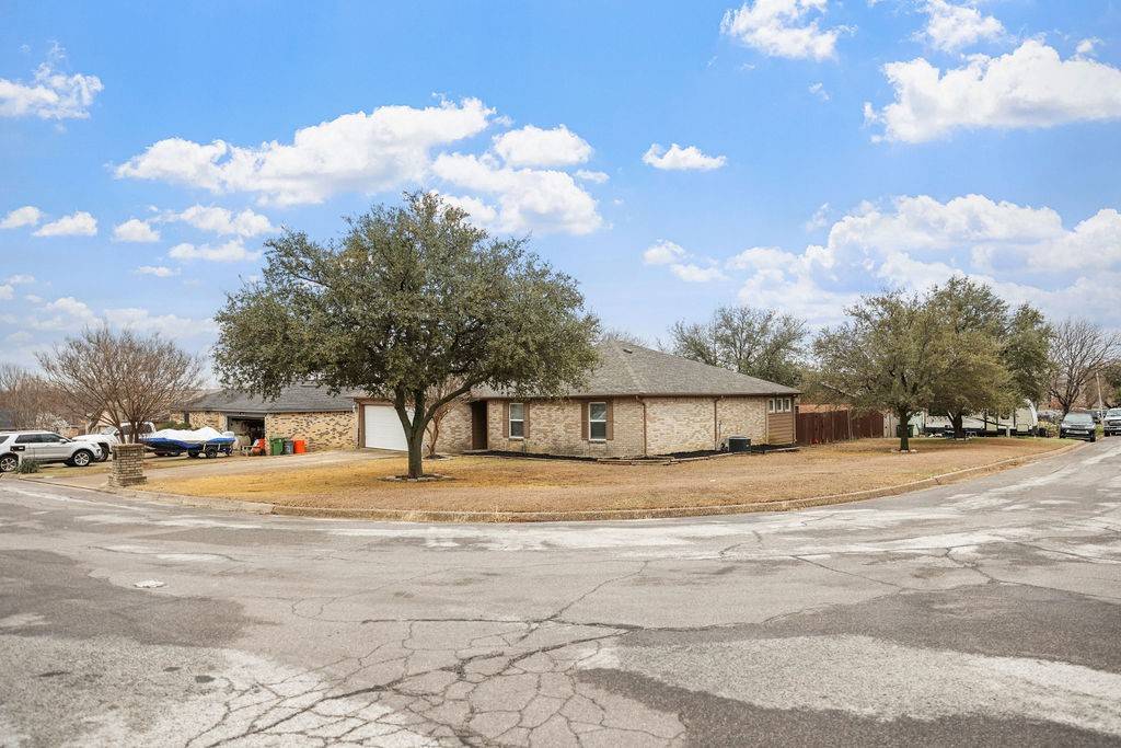 North Richland Hills, TX 76182,7048 Green Ridge TRL