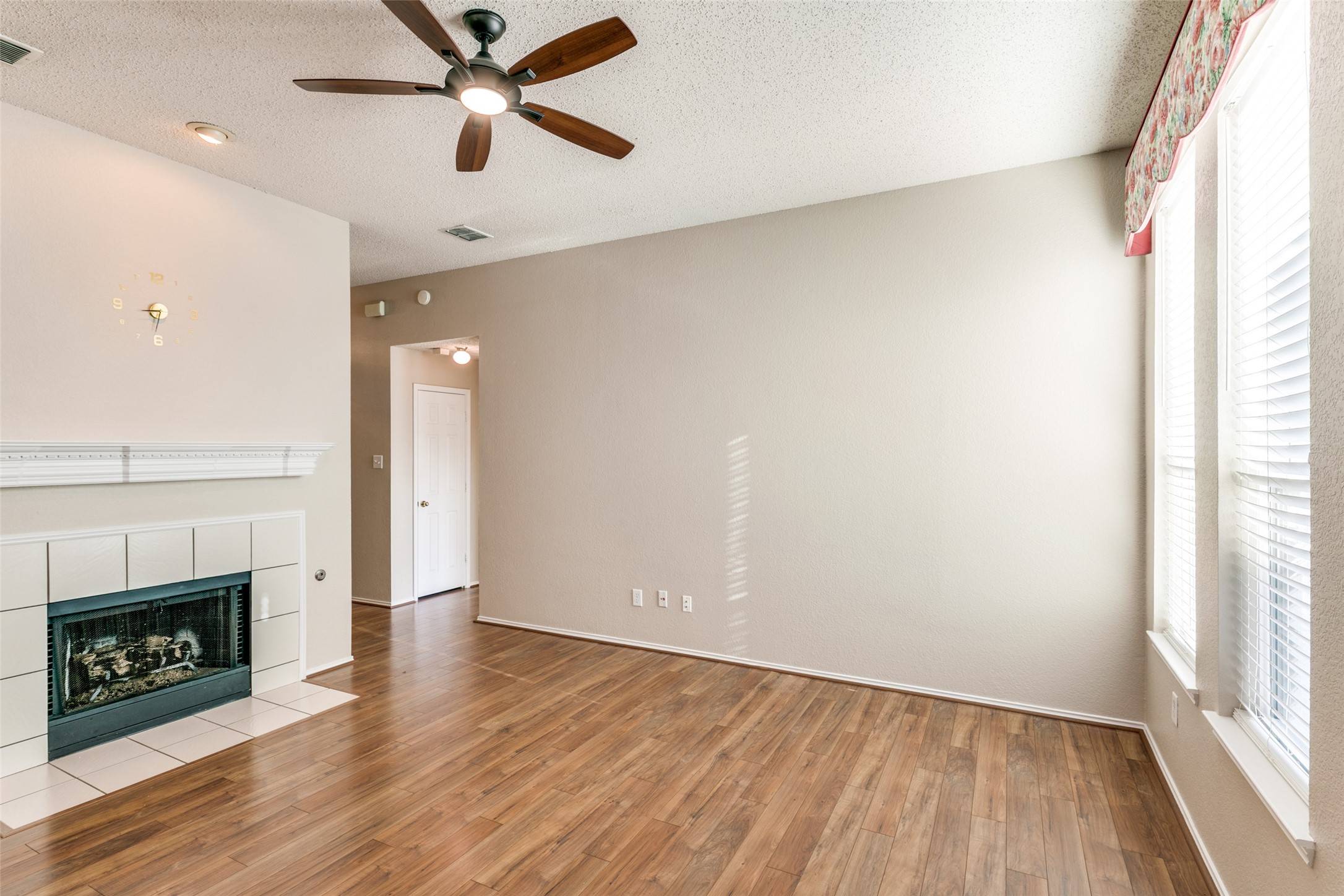 Plano, TX 75025,8308 Spring Ridge DR