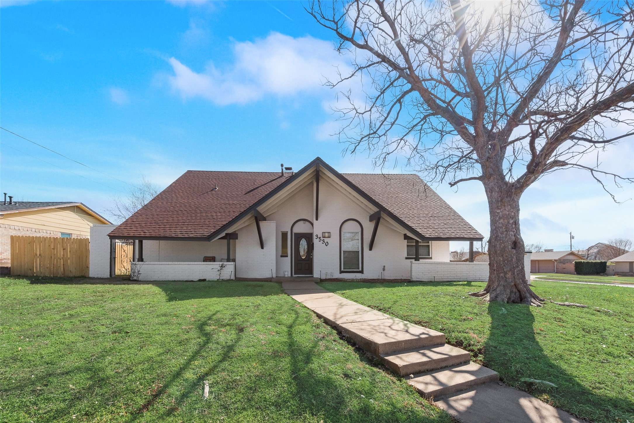 Irving, TX 75062,3530 Grande Bulevar