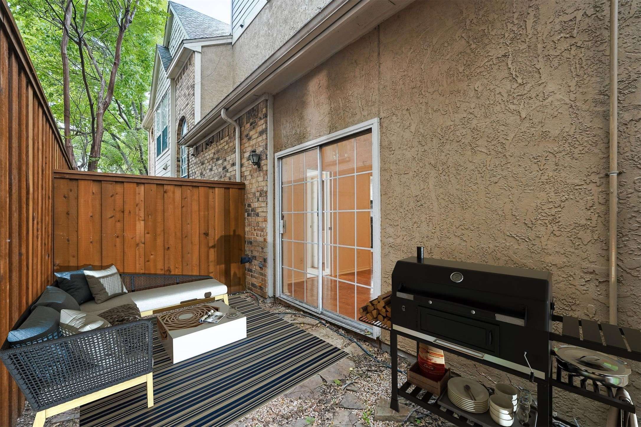 Dallas, TX 75214,6208 Oram ST #17