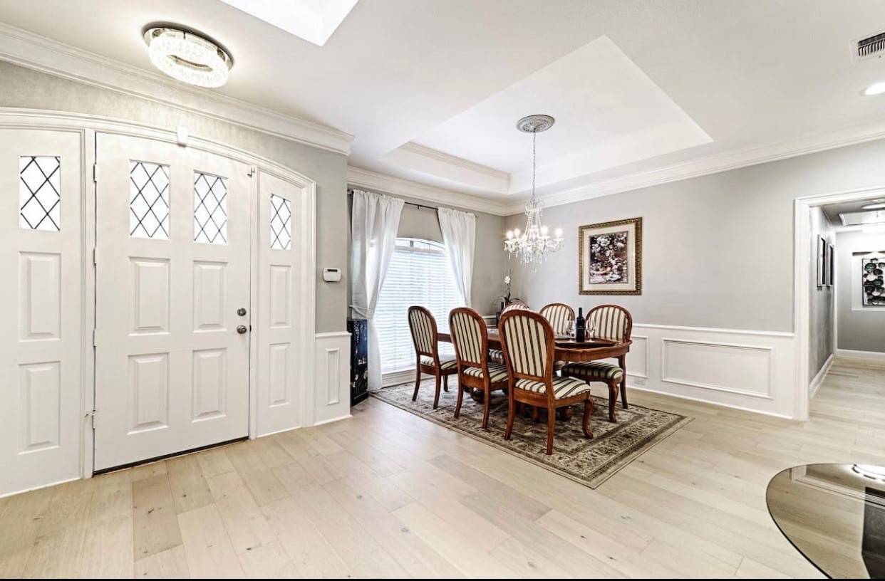 Dallas, TX 75252,5805 KNIGHTSBRIDGE