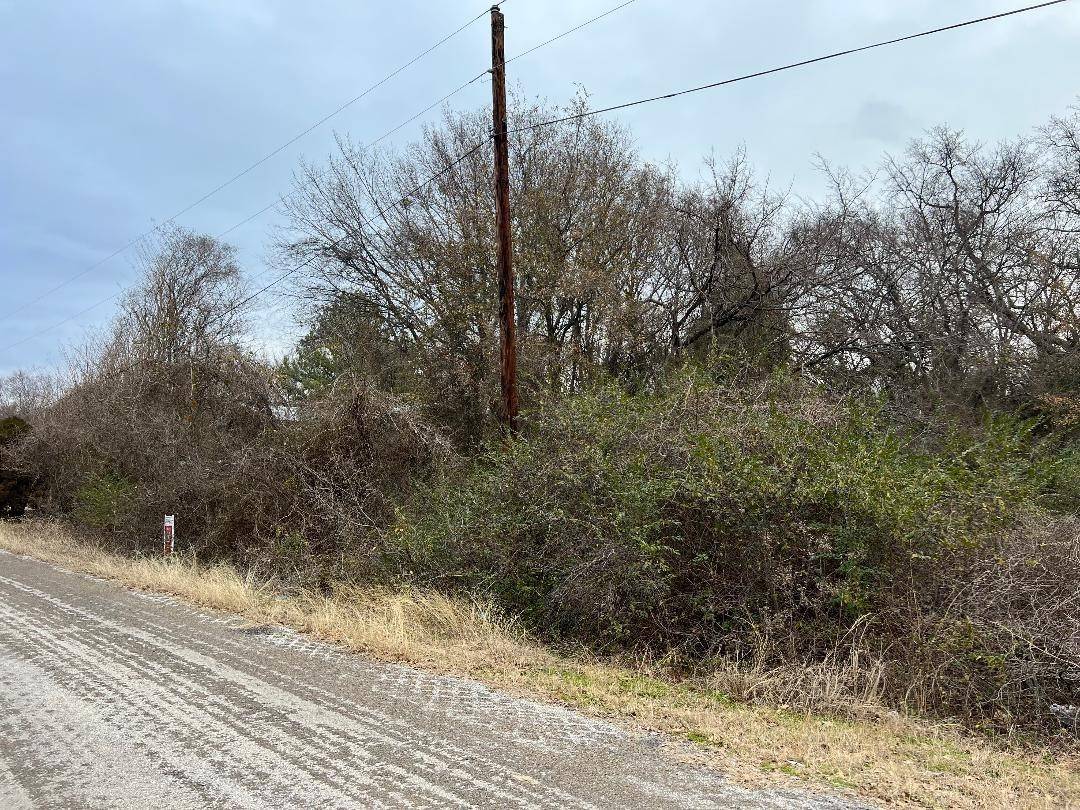 Tool, TX 75143,1153 Luzon ST
