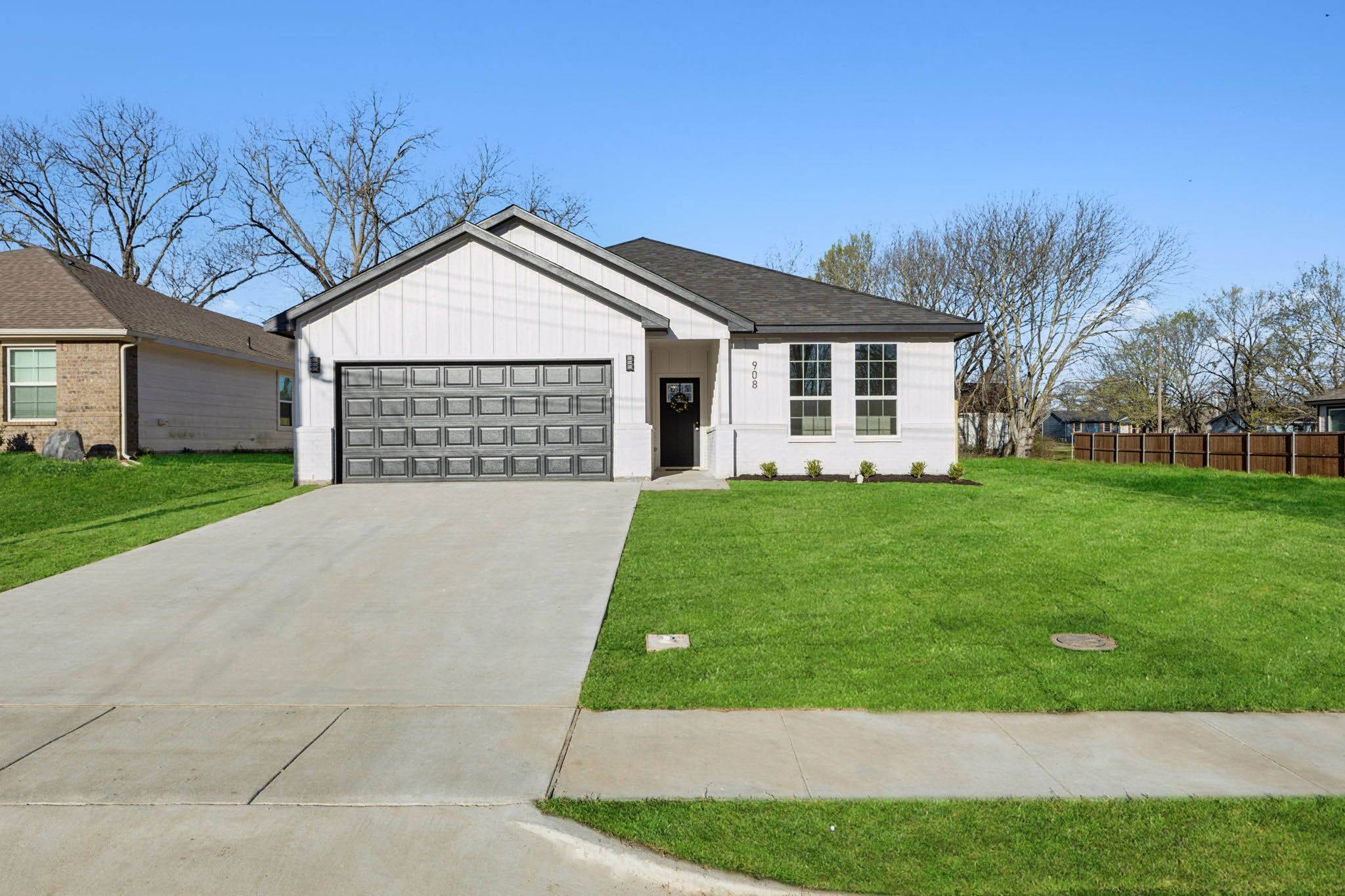 Greenville, TX 75401,908 Edgar ST