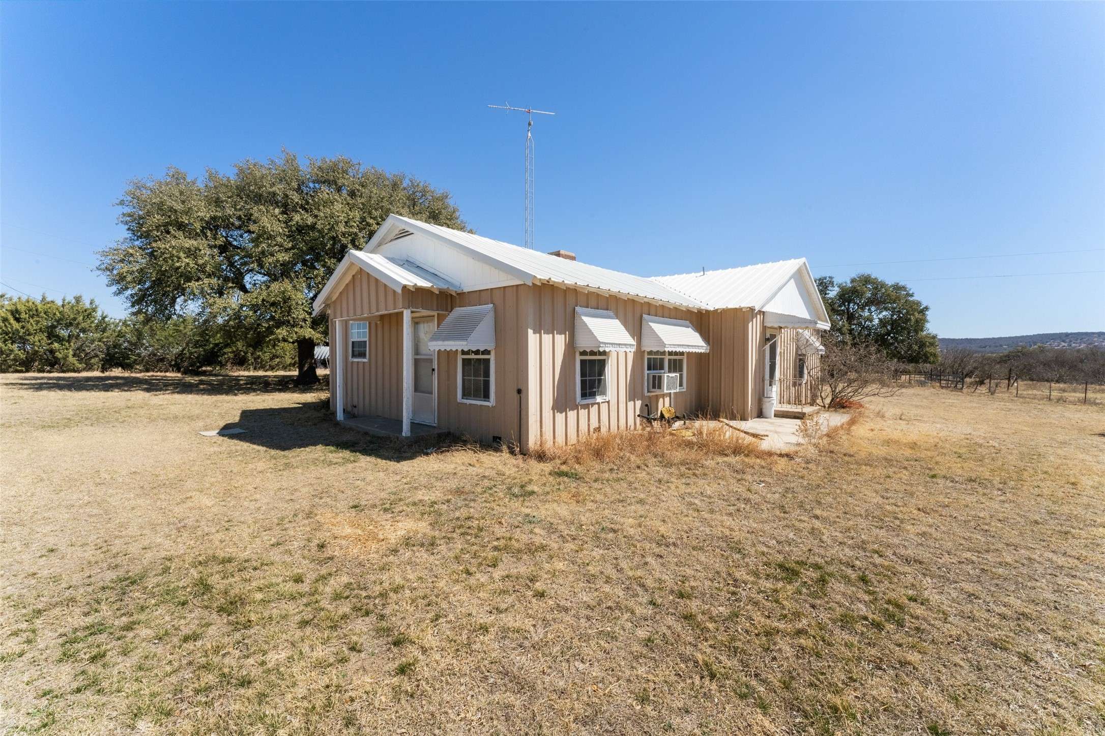Blanket, TX 76432,1909 CR 147 #6