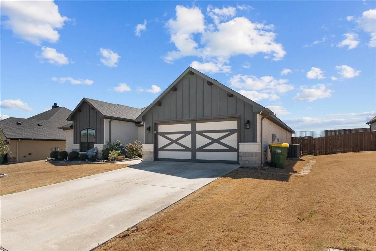 Godley, TX 76044,213 Bayless