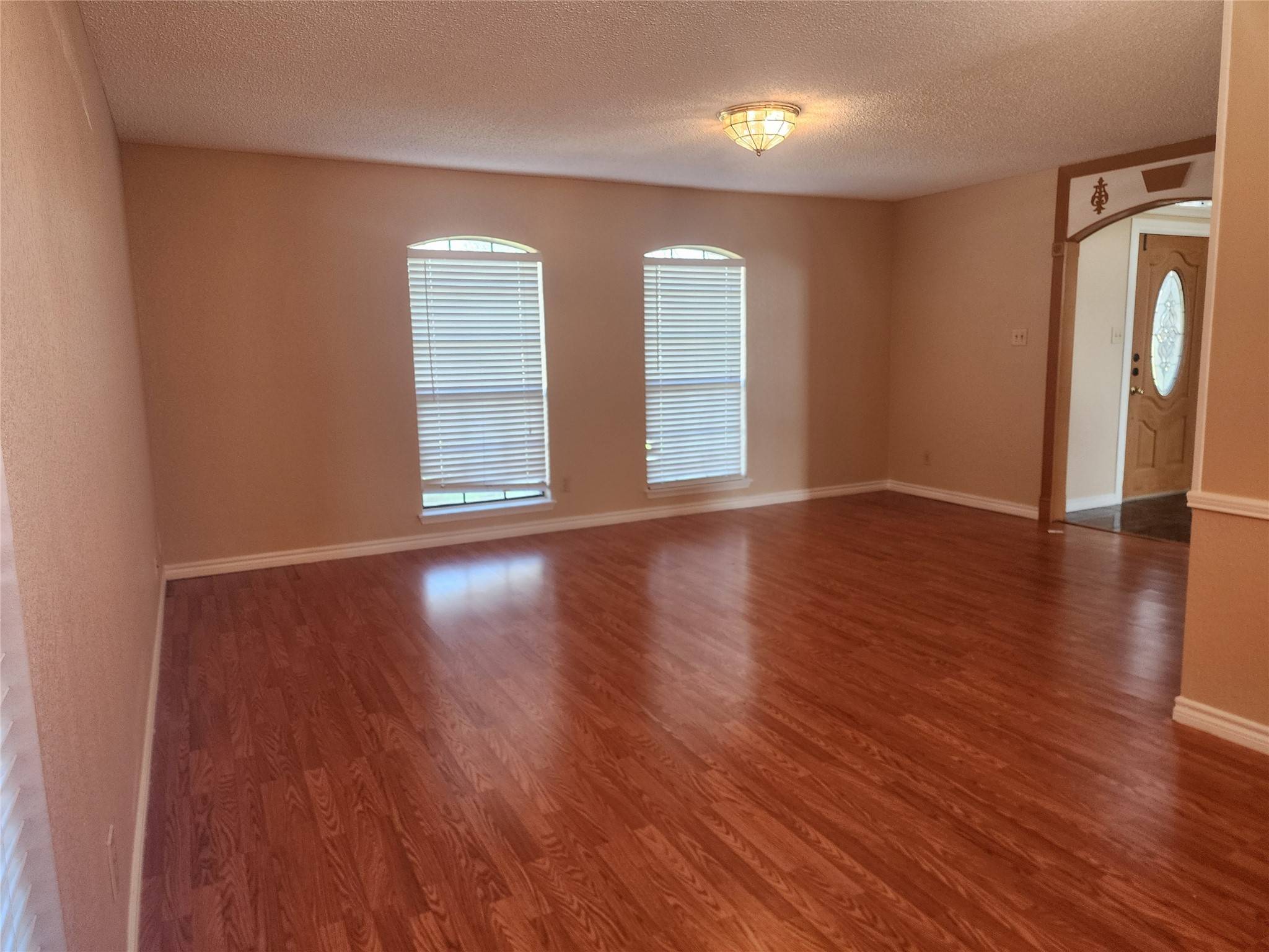 Garland, TX 75043,7102 Lo Chalmers LN