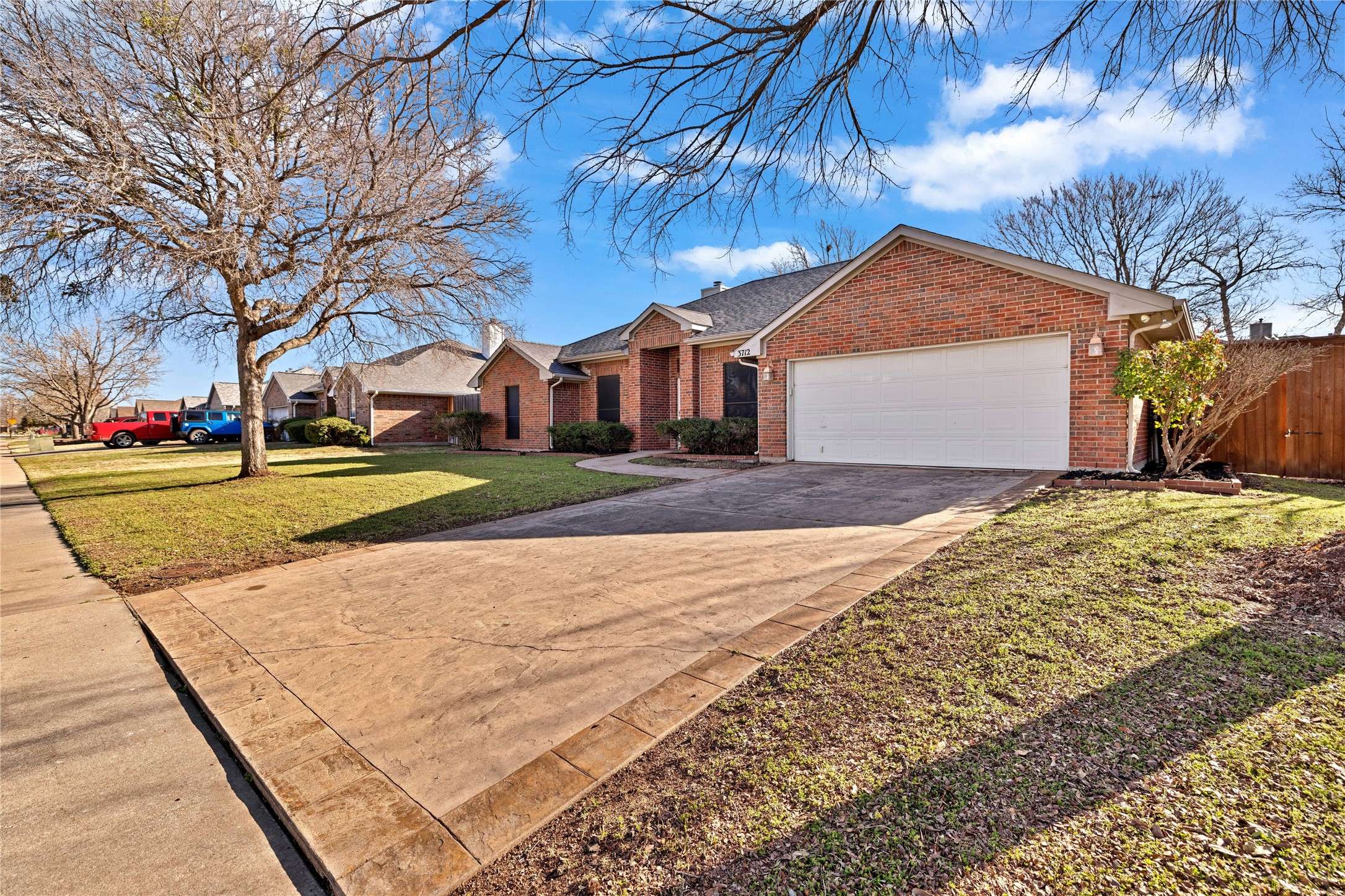 Denton, TX 76208,3712 Calvert LN