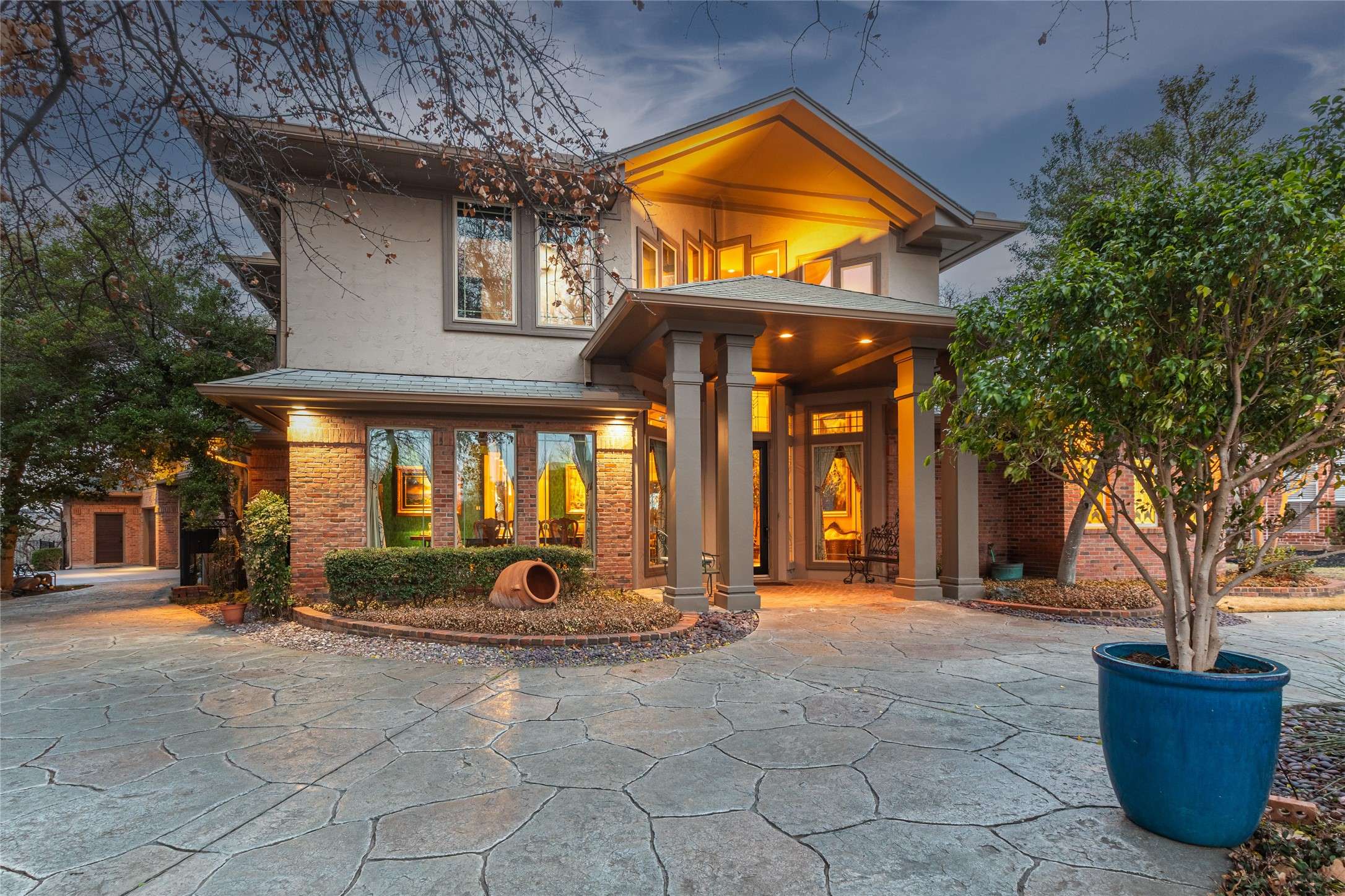 Highland Village, TX 75077,800 Oakwood CT