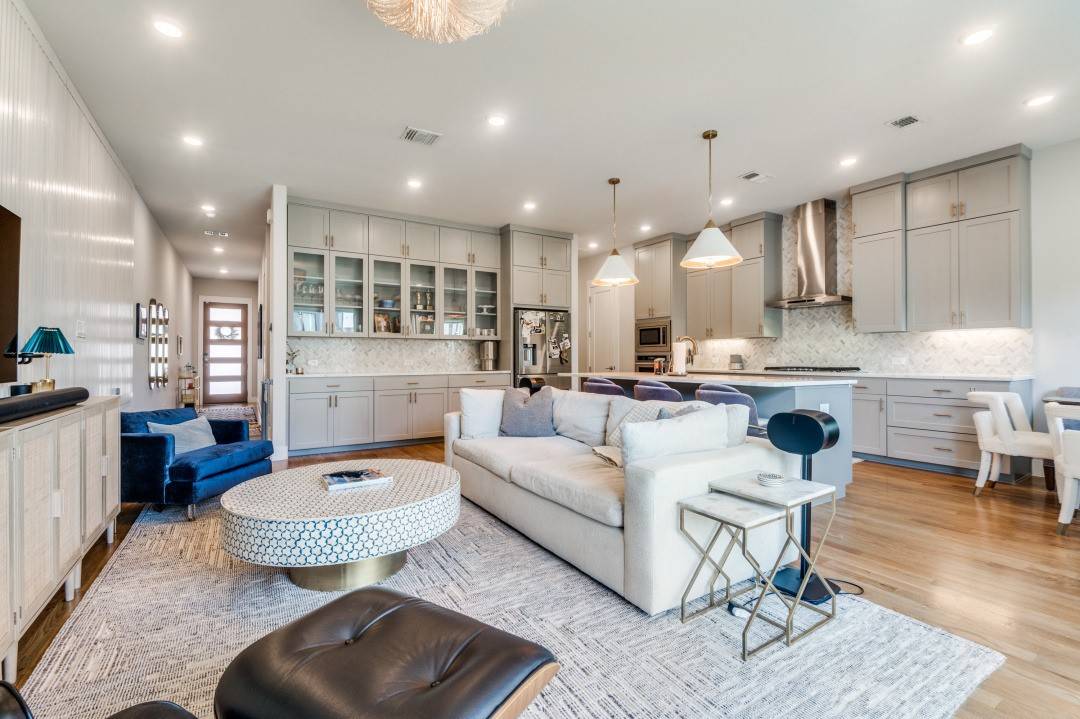 Dallas, TX 75220,3936 Bowie LN