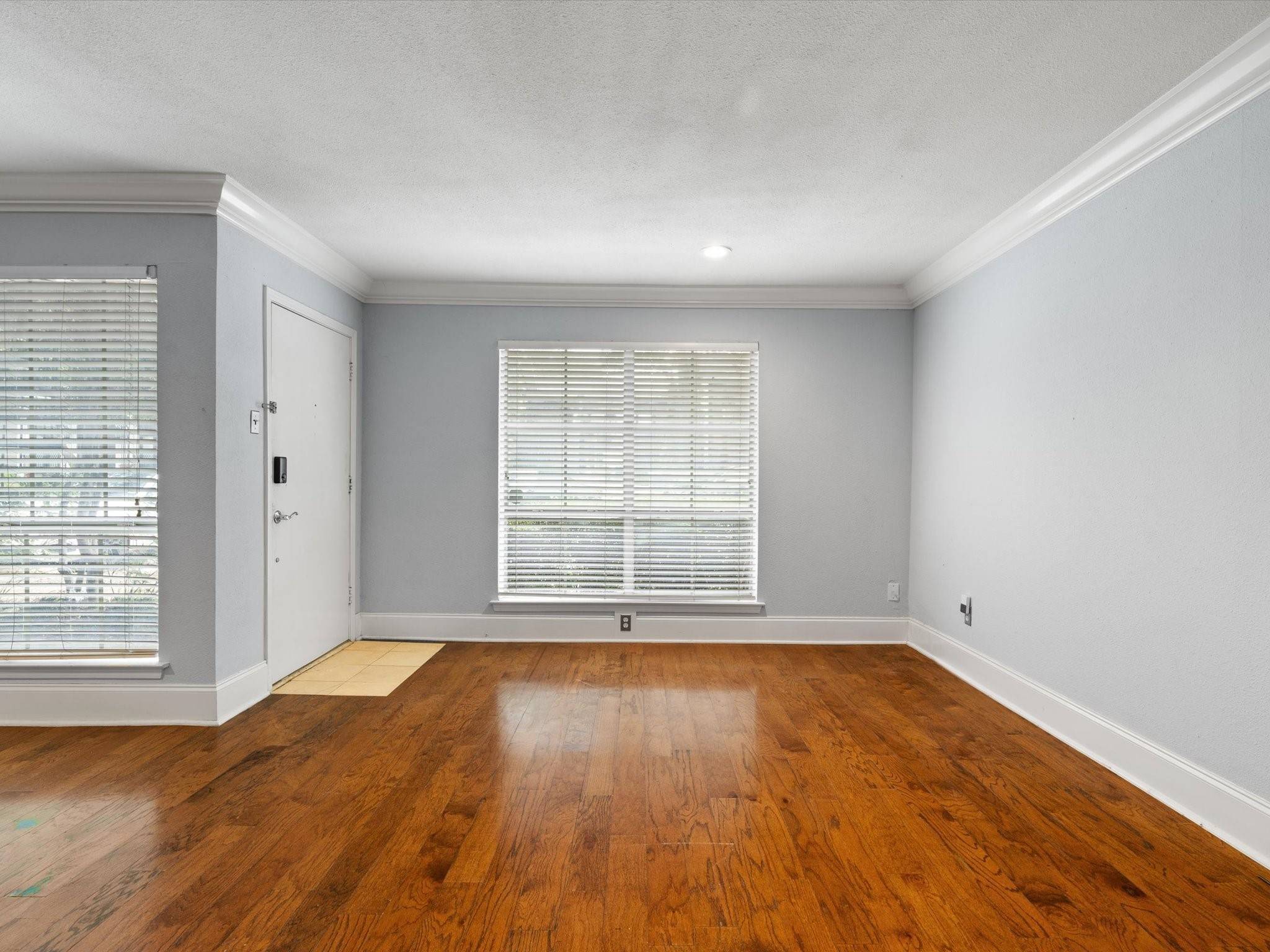 Dallas, TX 75230,10236 Regal Oaks DR #A